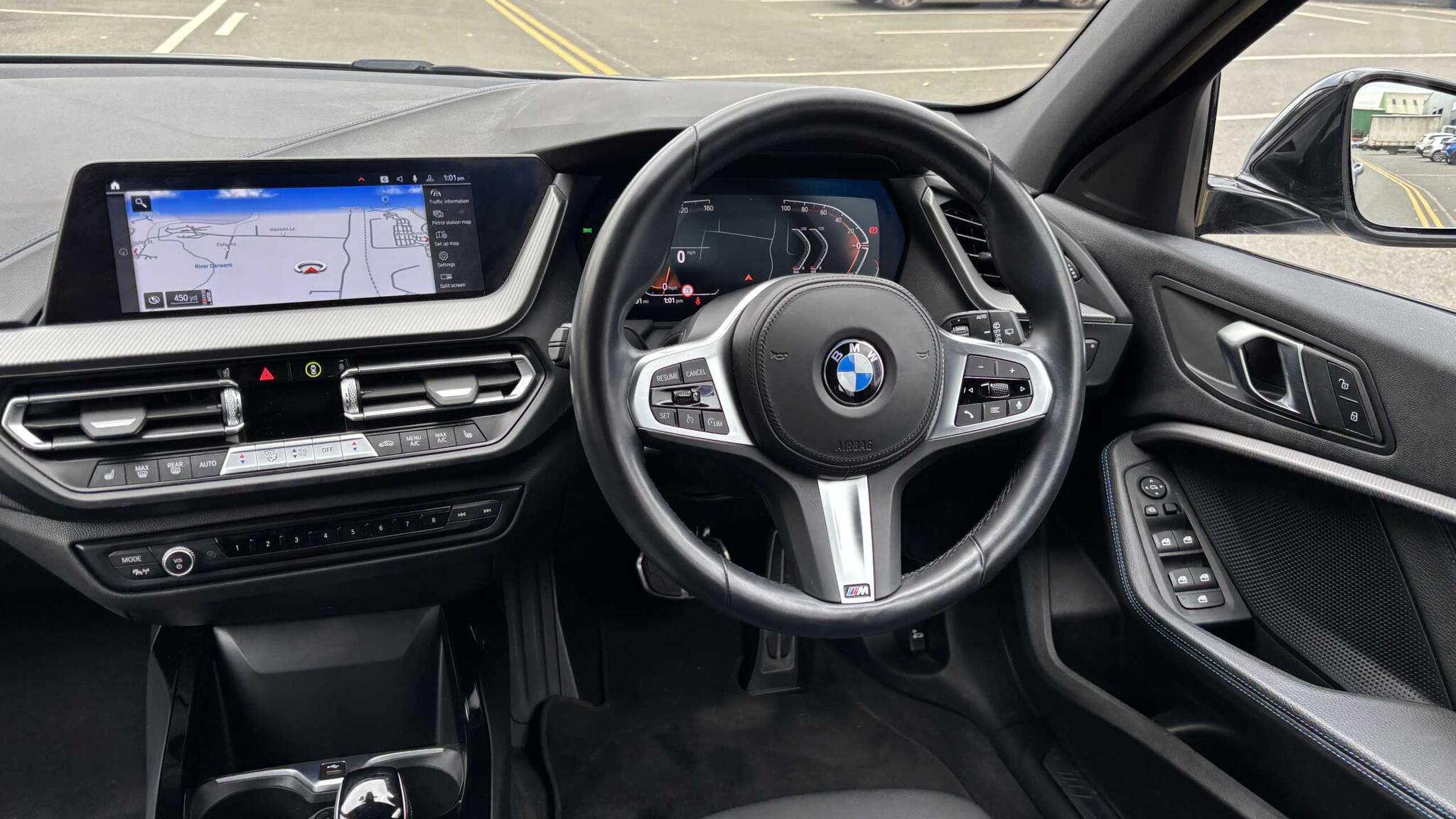 BMW 1 Series view 7