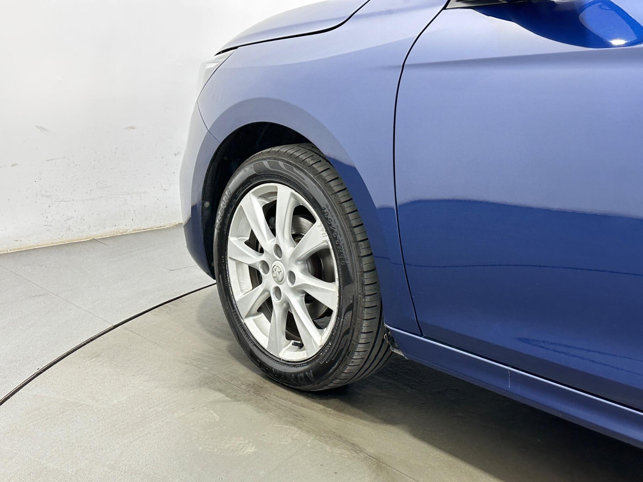 Vauxhall Corsa view 47