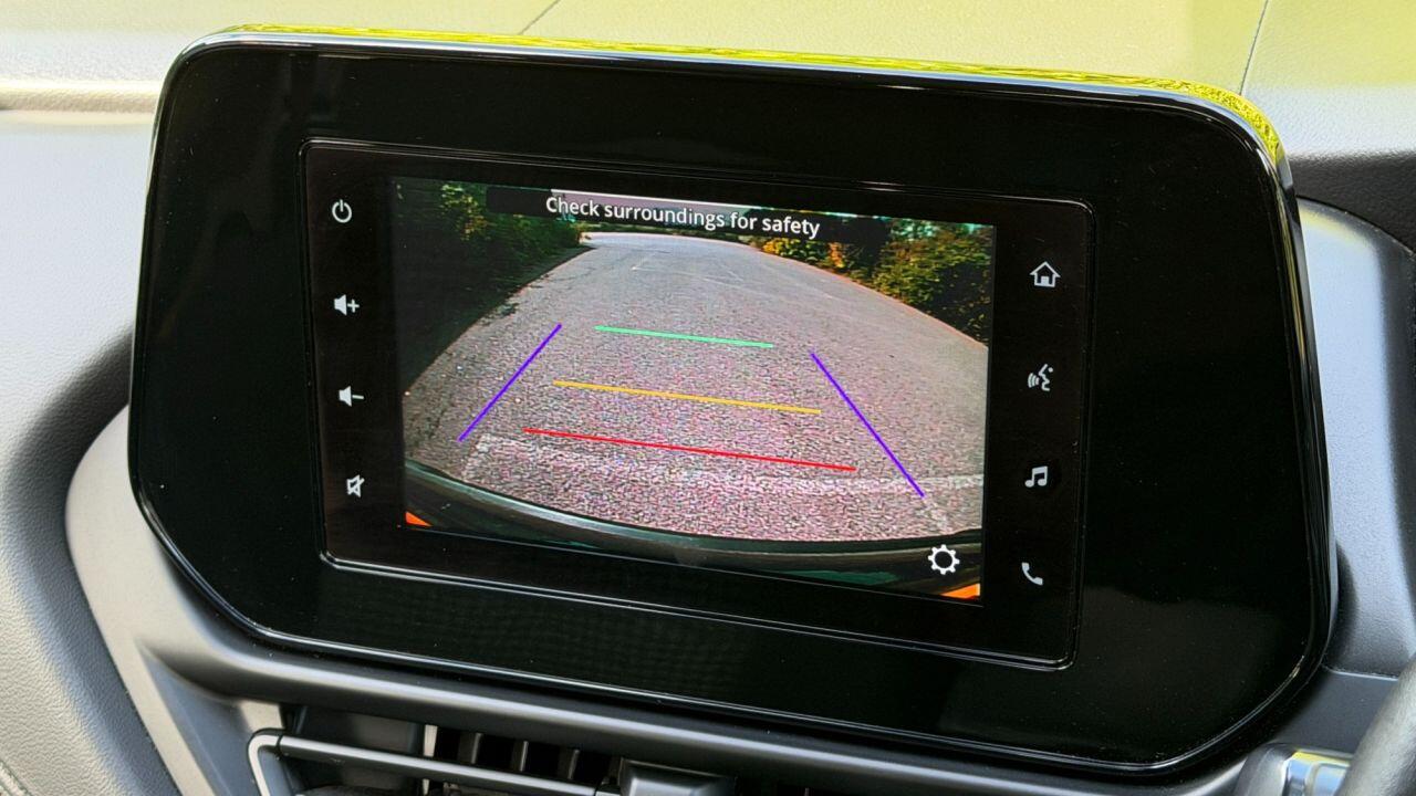 Suzuki S-Cross view 25