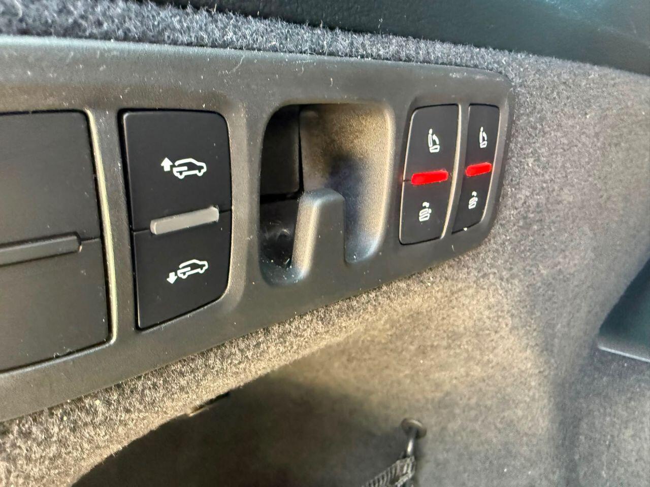 Audi SQ7 view 19