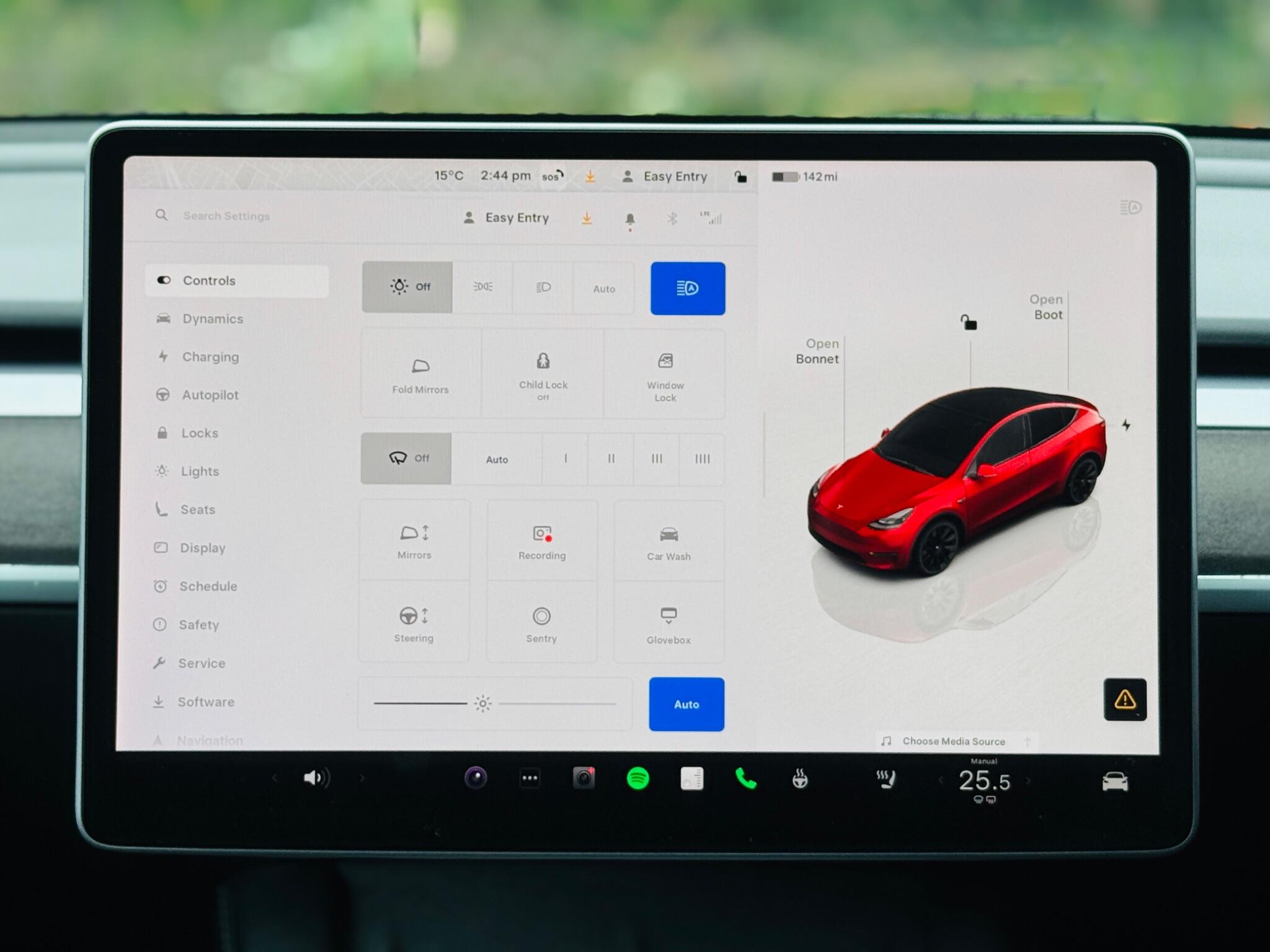 Tesla Model Y view 23