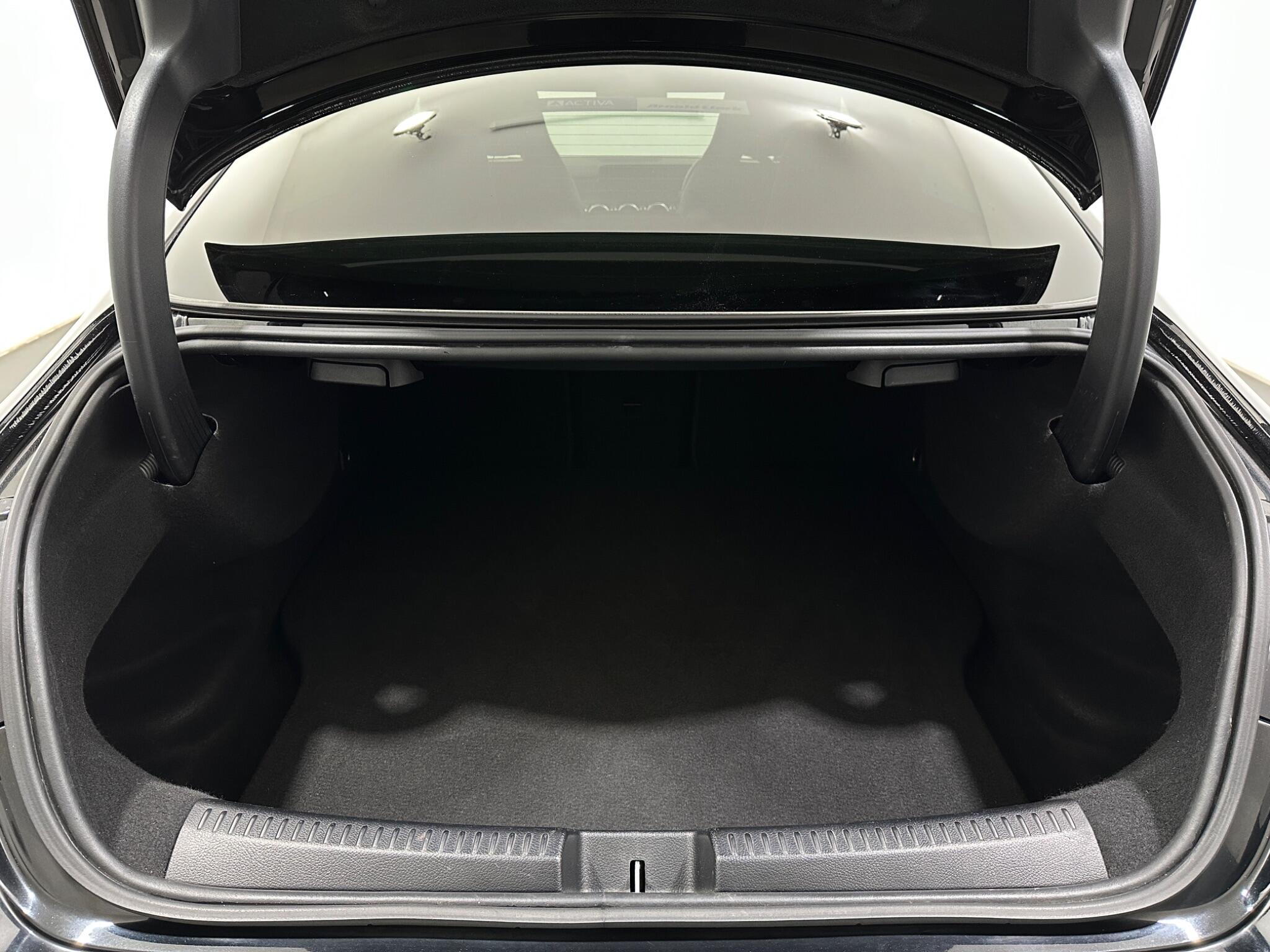 Mercedes-Benz Cla view 49