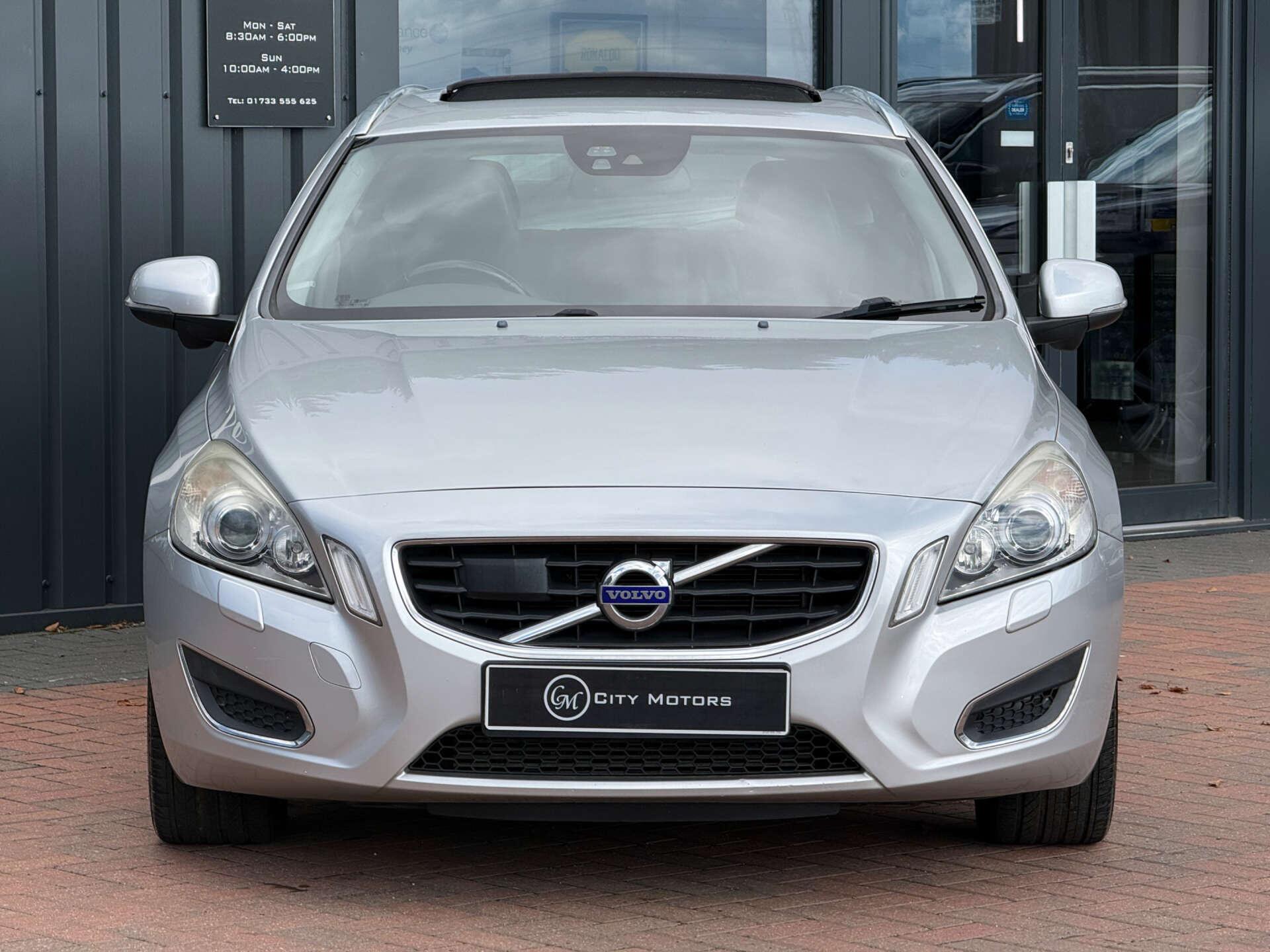 Volvo V60 view 12