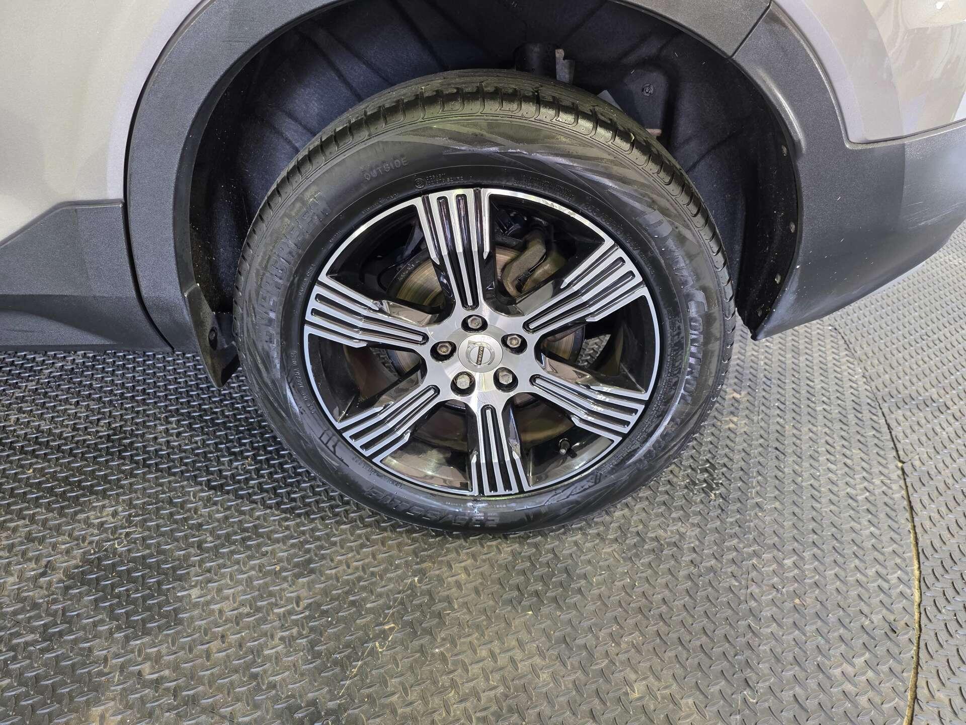 Volvo XC40 view 66