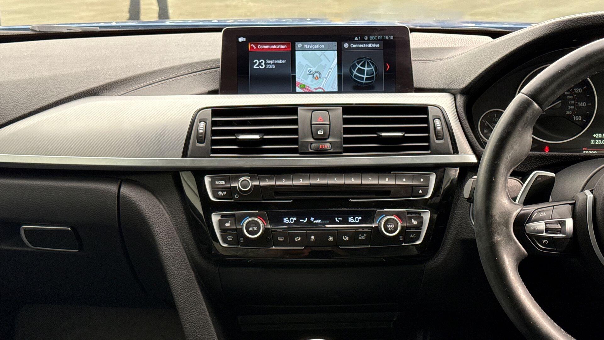 BMW 4 Series view 8