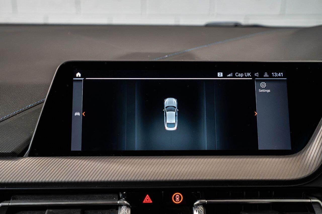 BMW 2 Series view 37