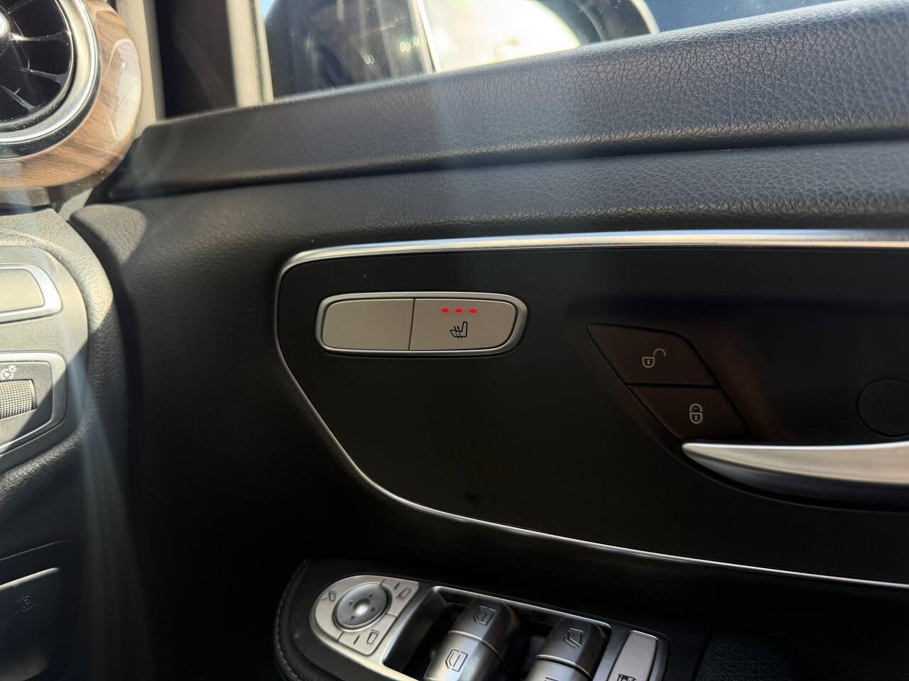 Mercedes-Benz EQV view 29