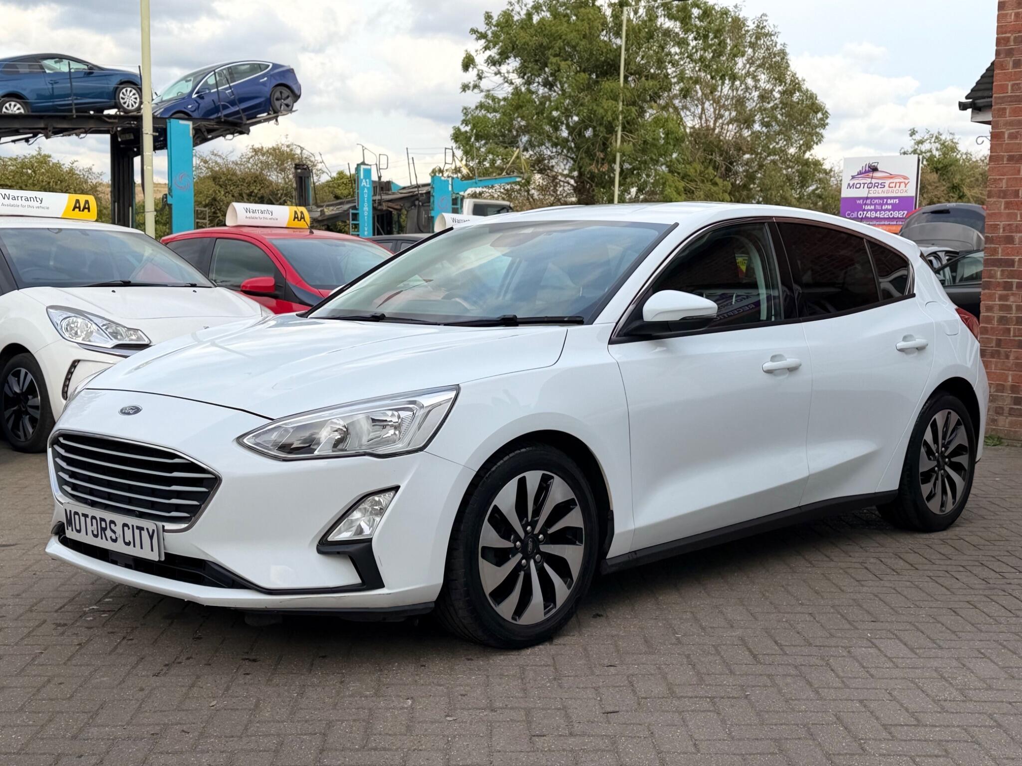 Ford Focus view 4