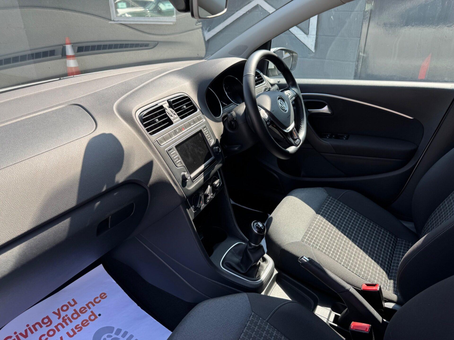 Volkswagen Polo view 19