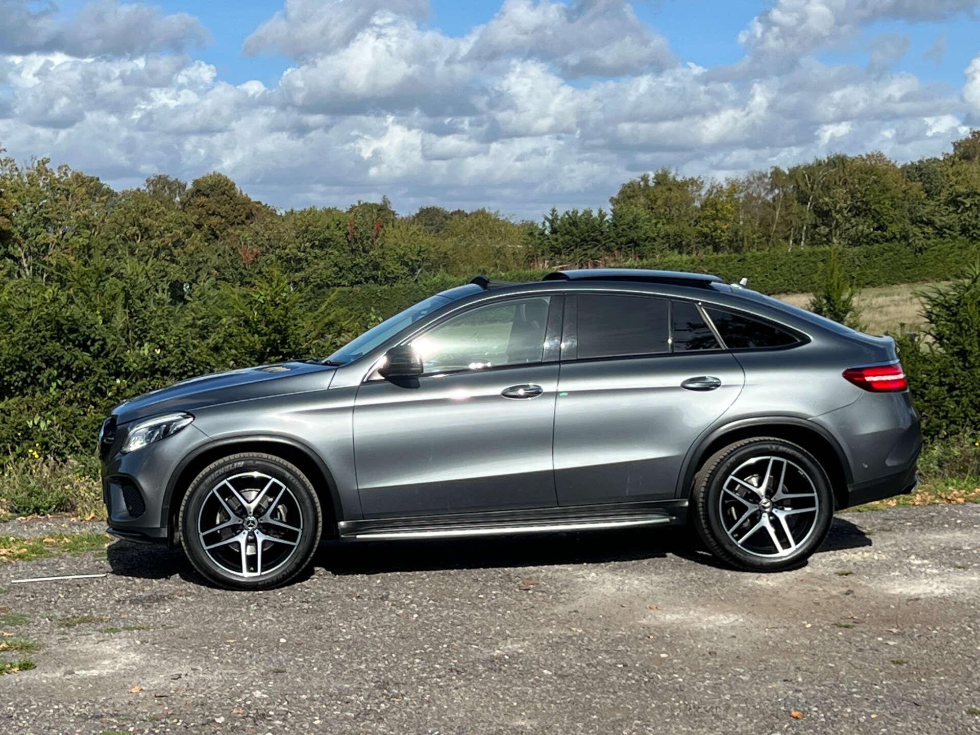 Mercedes-Benz GLE view 32