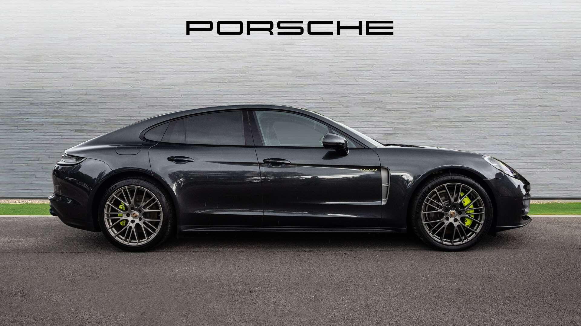 Porsche Panamera view 7