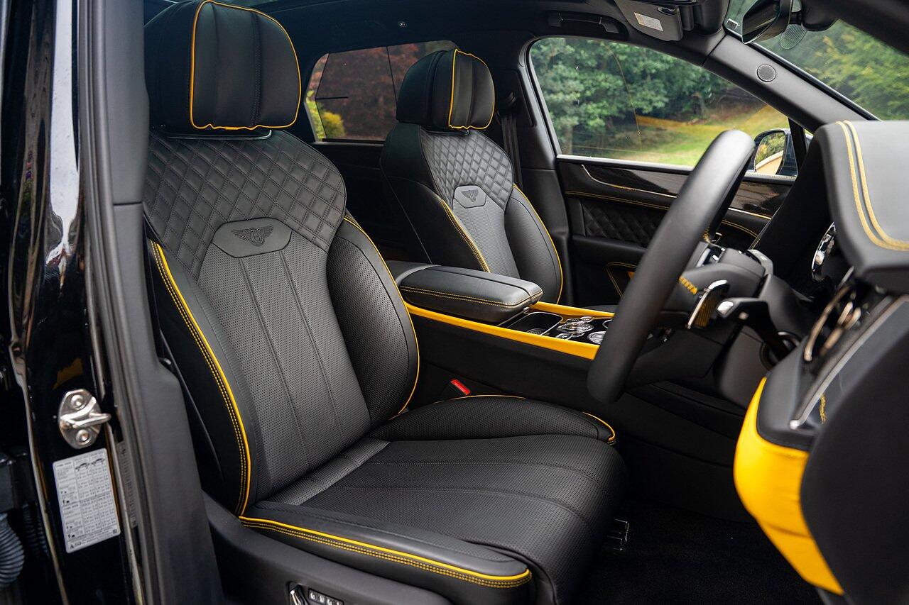 Bentley Bentayga view 48