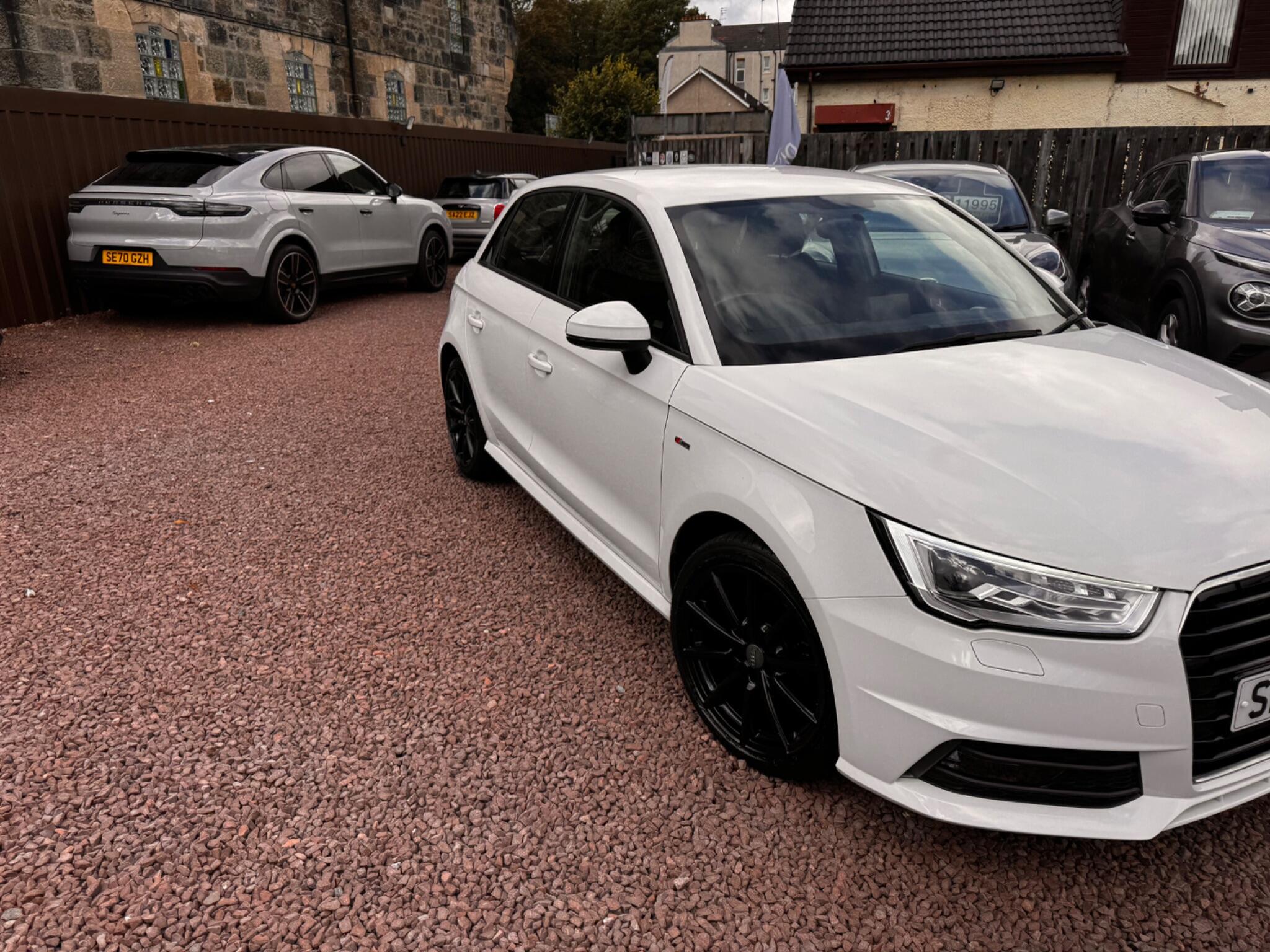 Audi A1 view 5