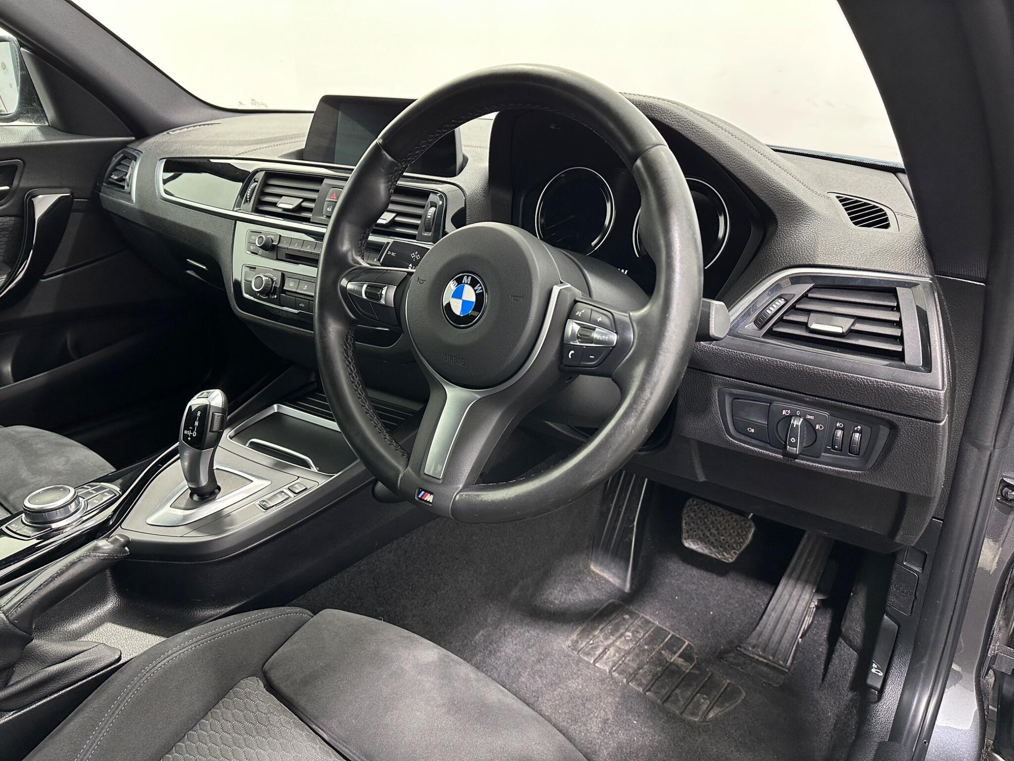 BMW 2 Series view 11
