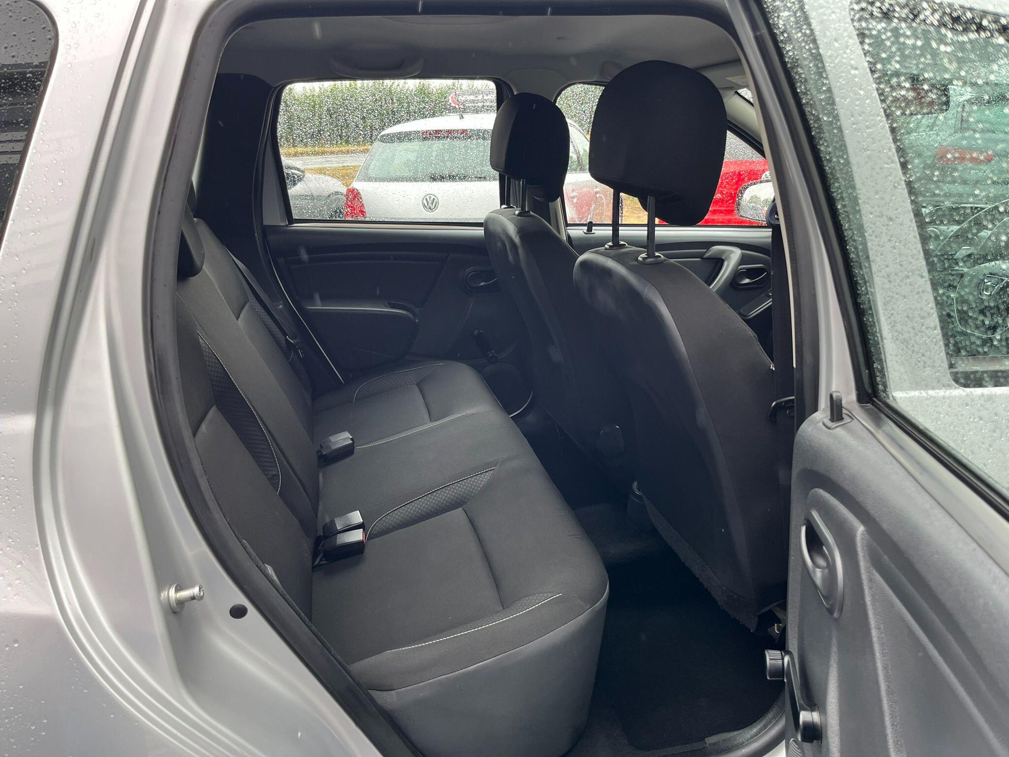Dacia Duster view 30
