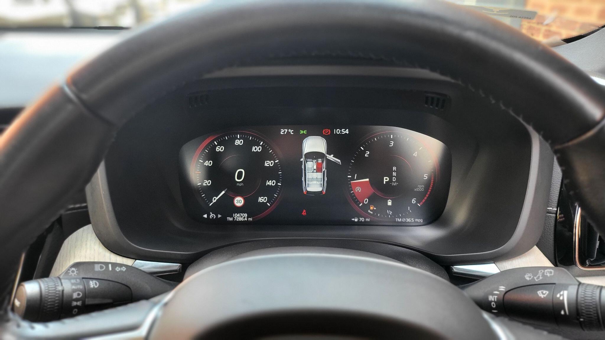 Volvo XC60 view 34