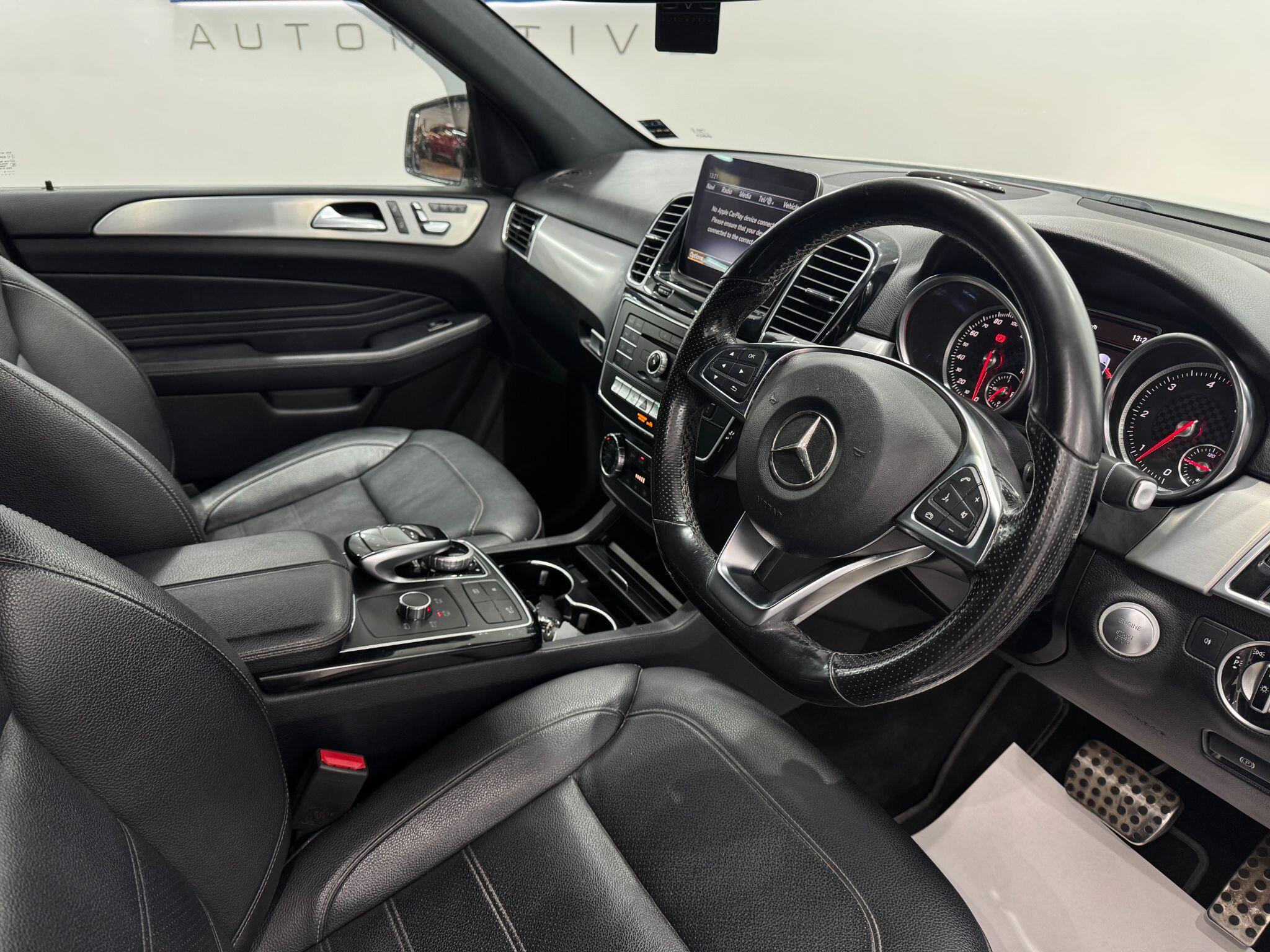 Mercedes-Benz Gle view 31