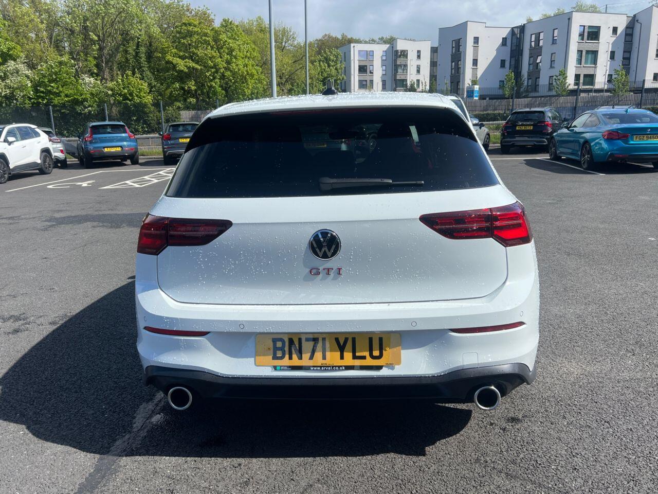 Volkswagen Golf view 5