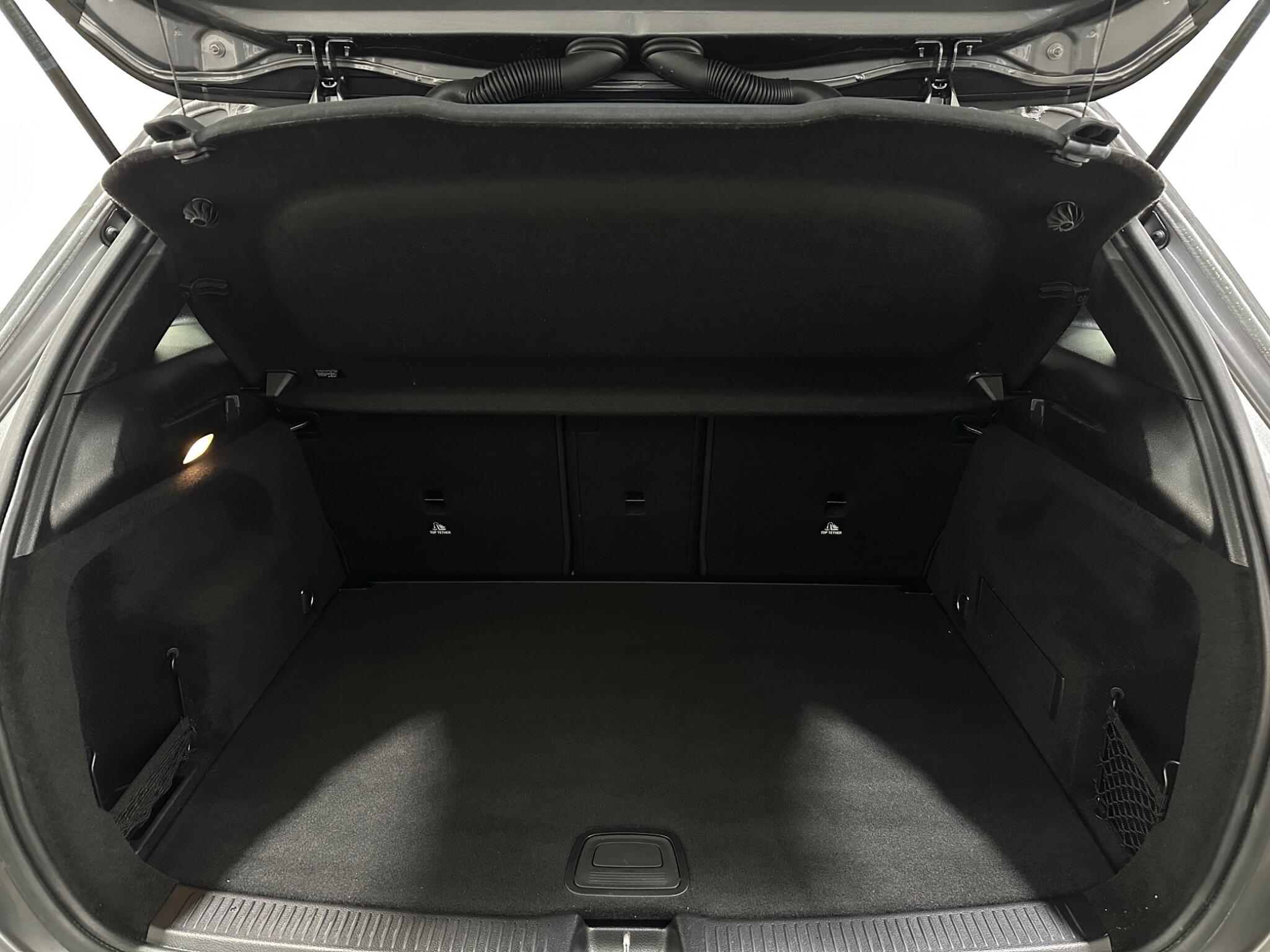 Mercedes-Benz B-Class view 49