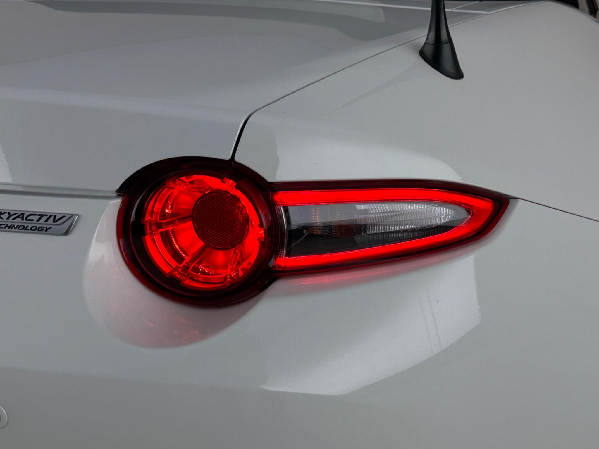 Mazda MX-5 view 13