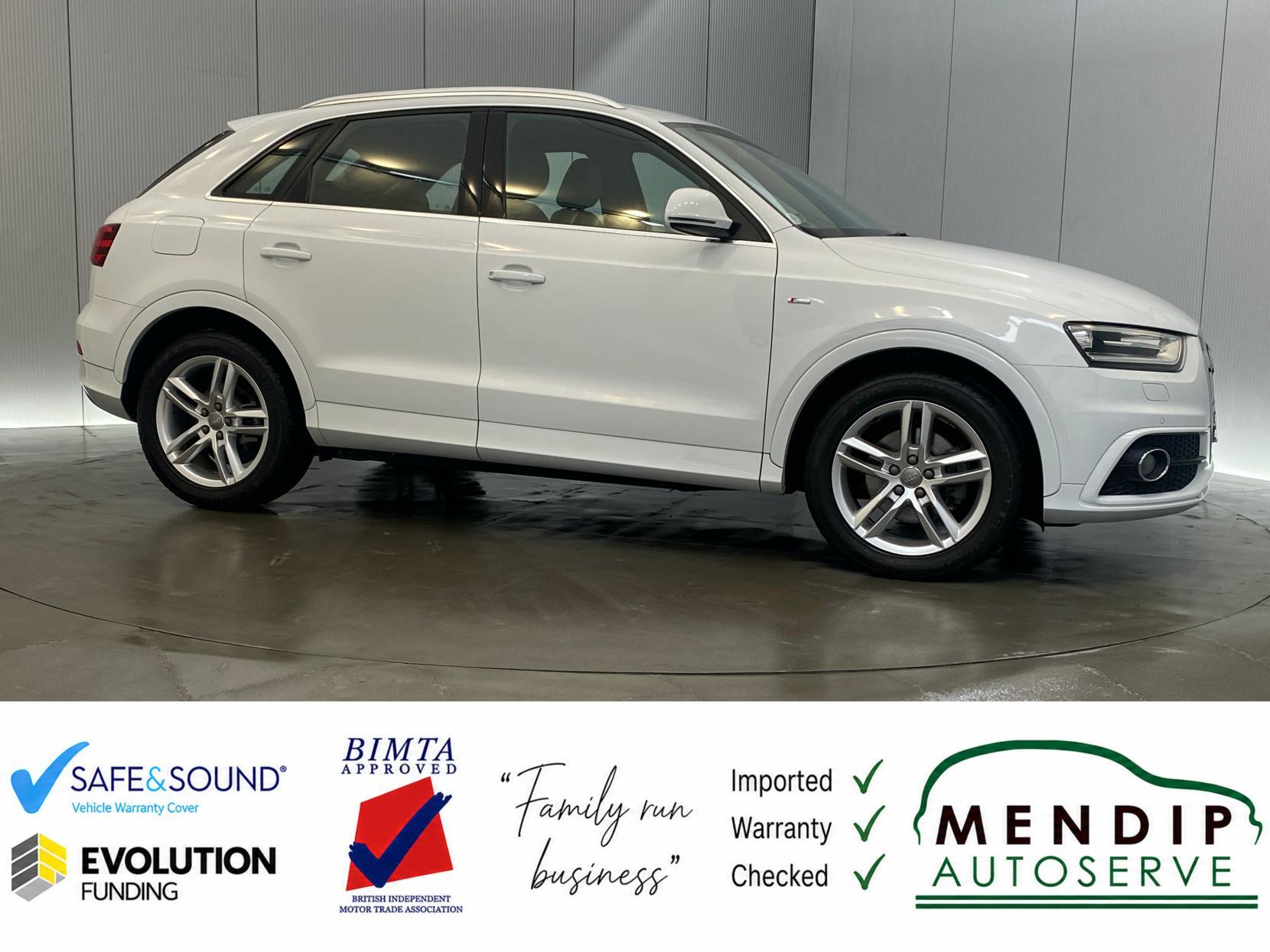 Audi Q3 view 16