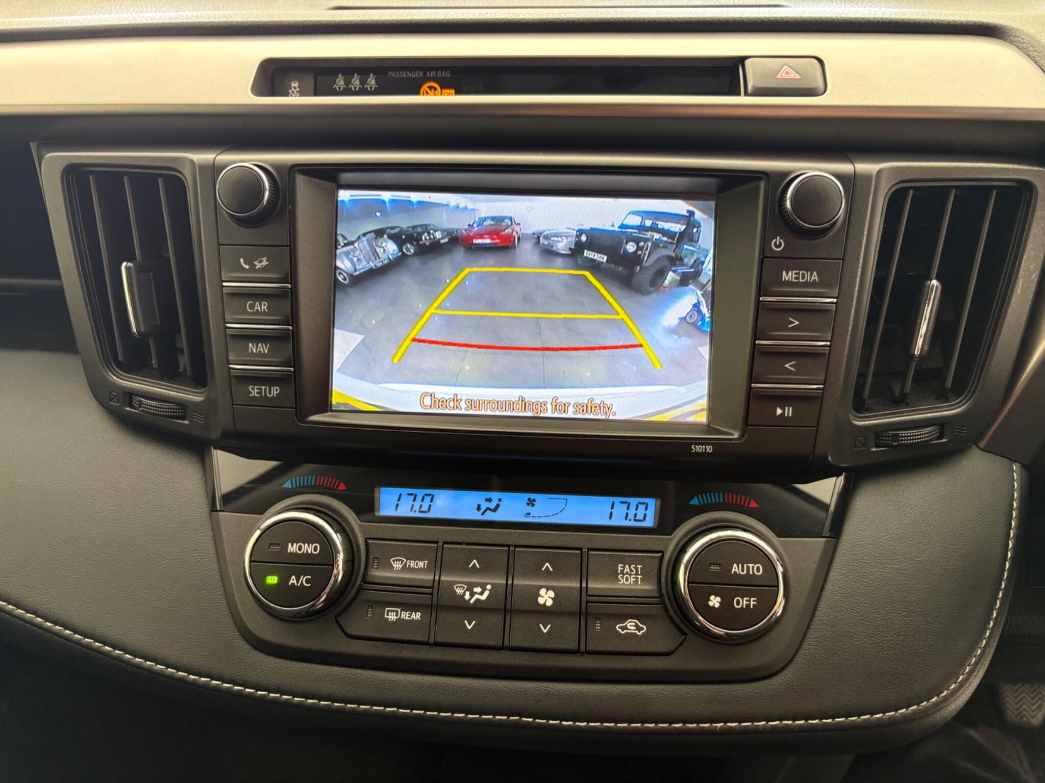 Toyota RAV4 view 14