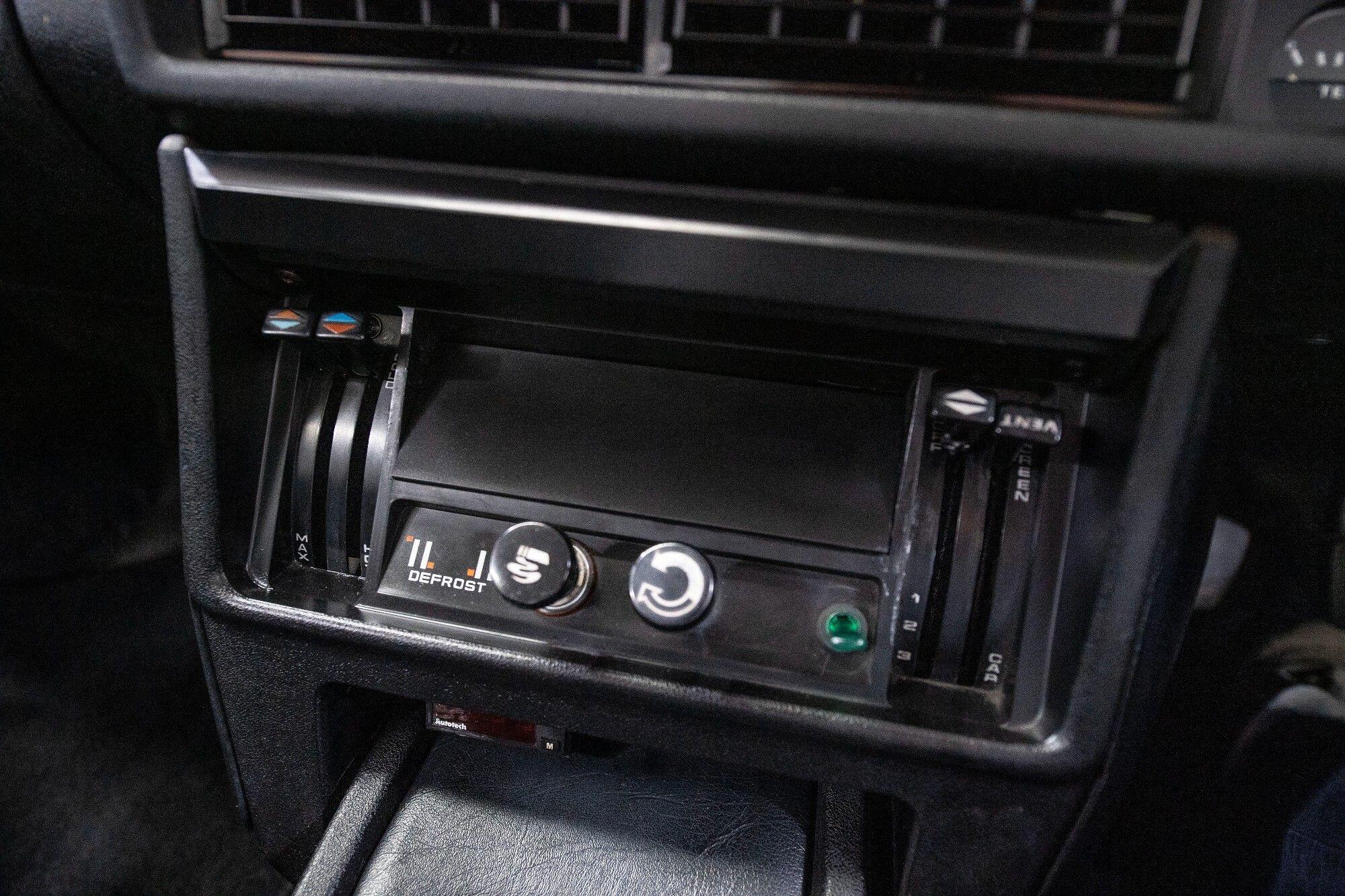Triumph 1976 Triumph view 16