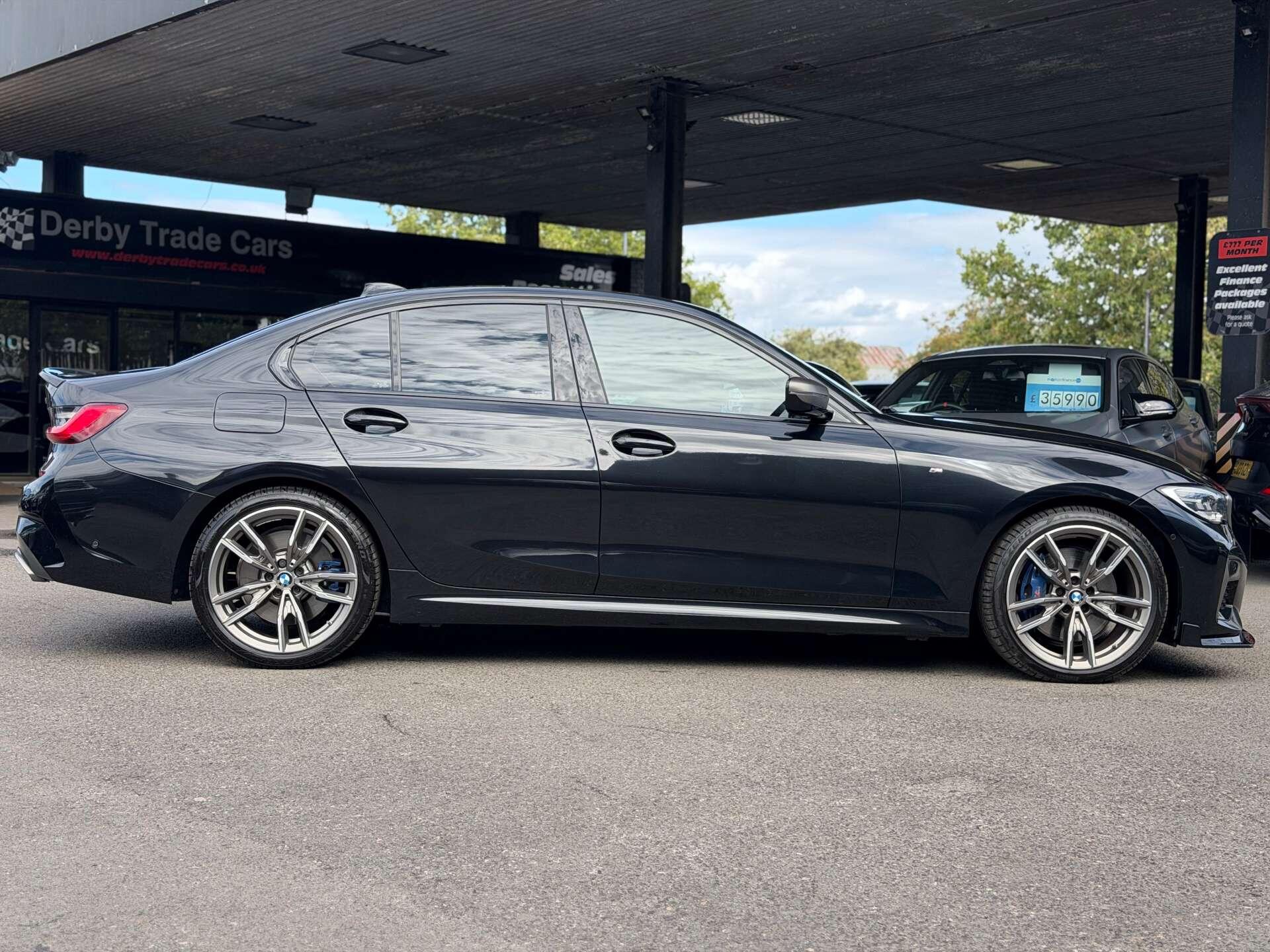 BMW 3 Series view 9