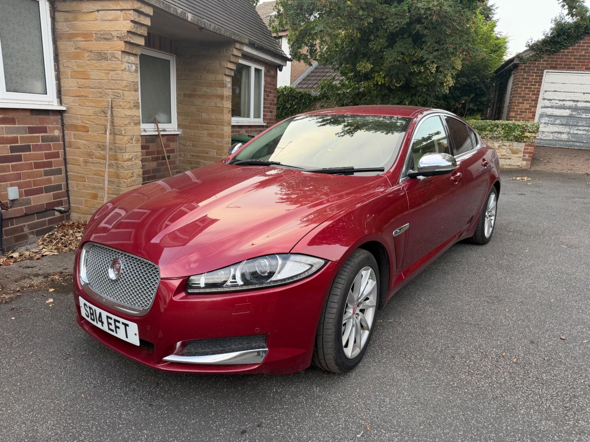 Jaguar XF view 64