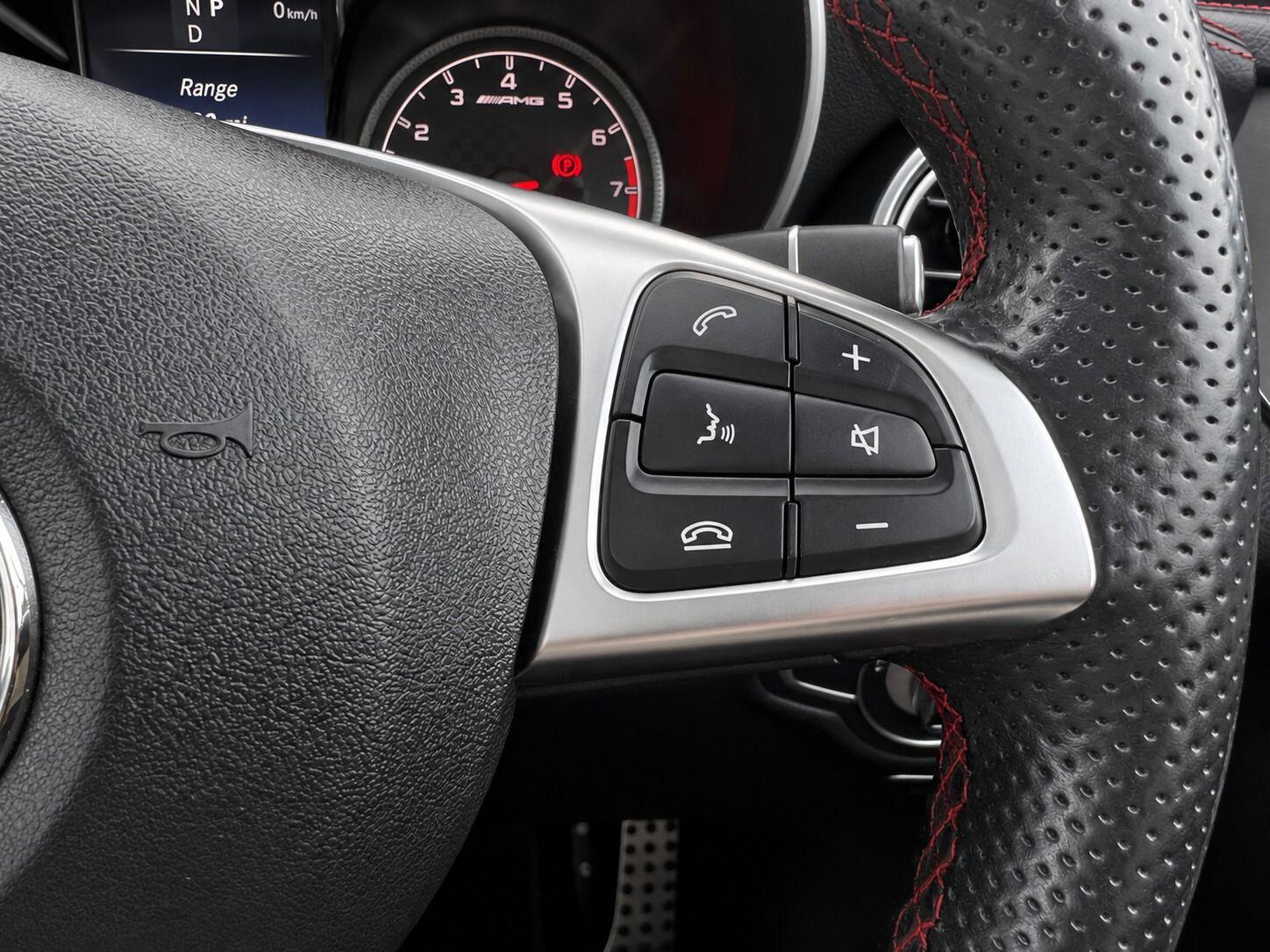 Mercedes-Benz GLC view 37