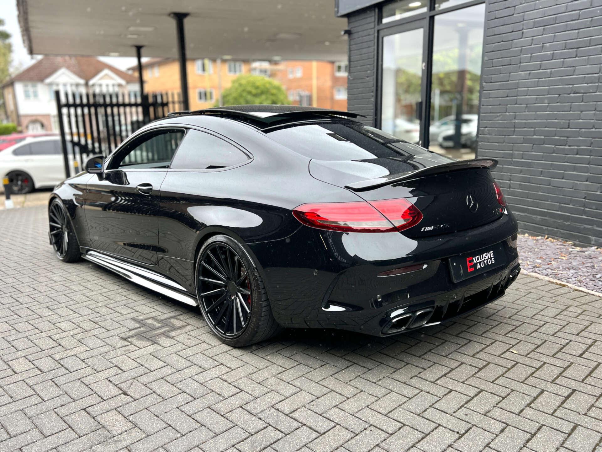 Mercedes-Benz C Class view 23