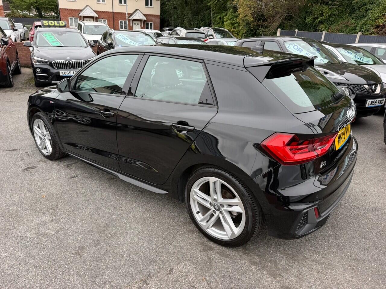 Audi A1 view 6