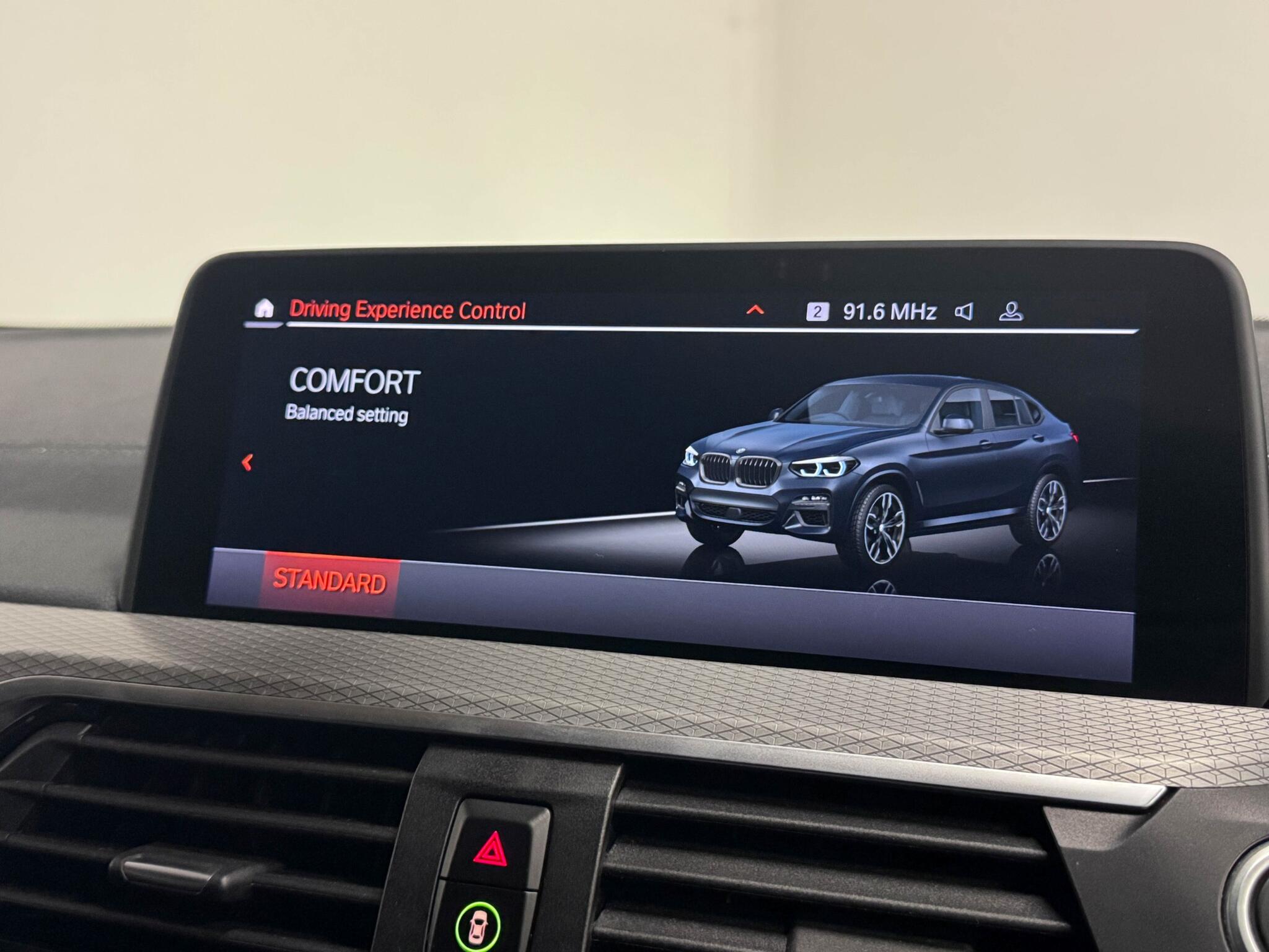 BMW X4 view 50