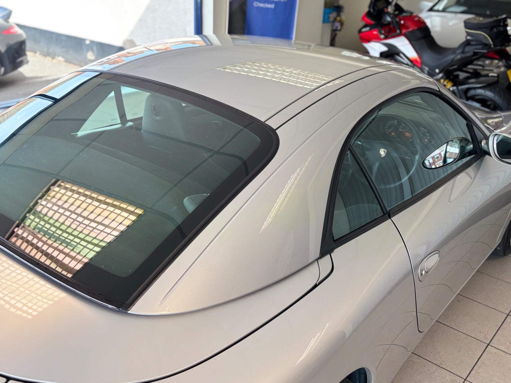 Porsche 911 view 56
