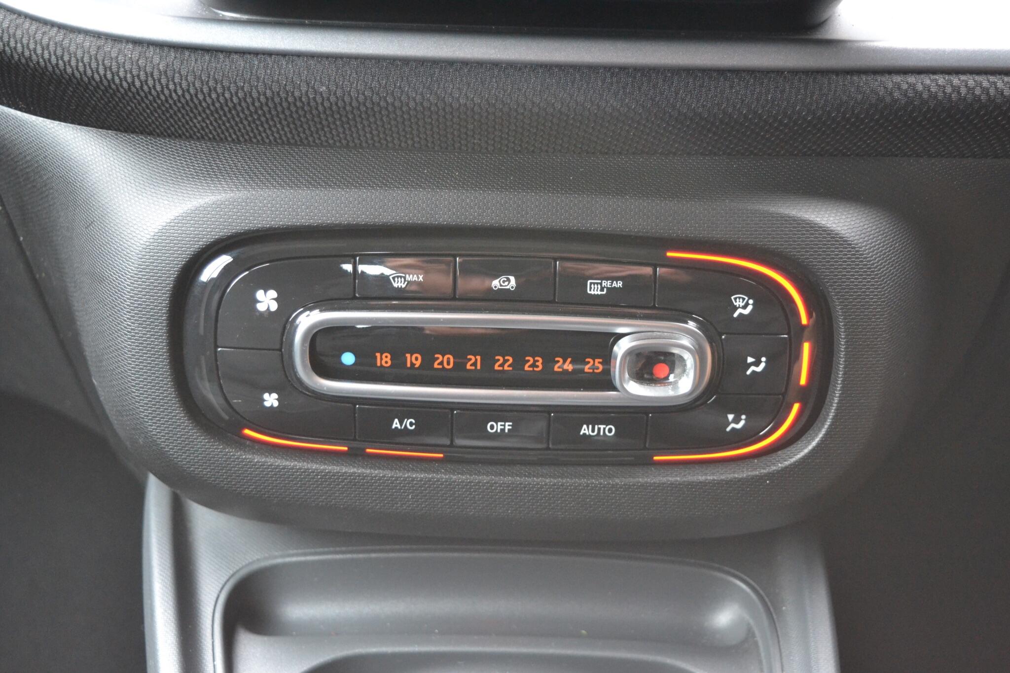 Smart Fortwo view 23