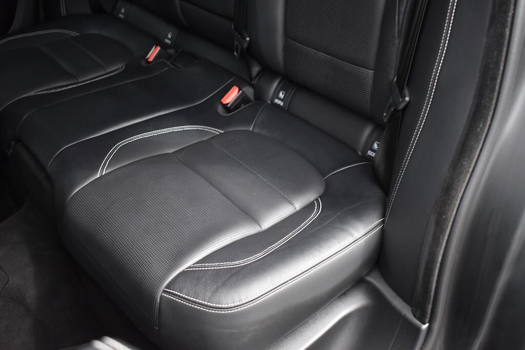 Jaguar F-Pace view 45