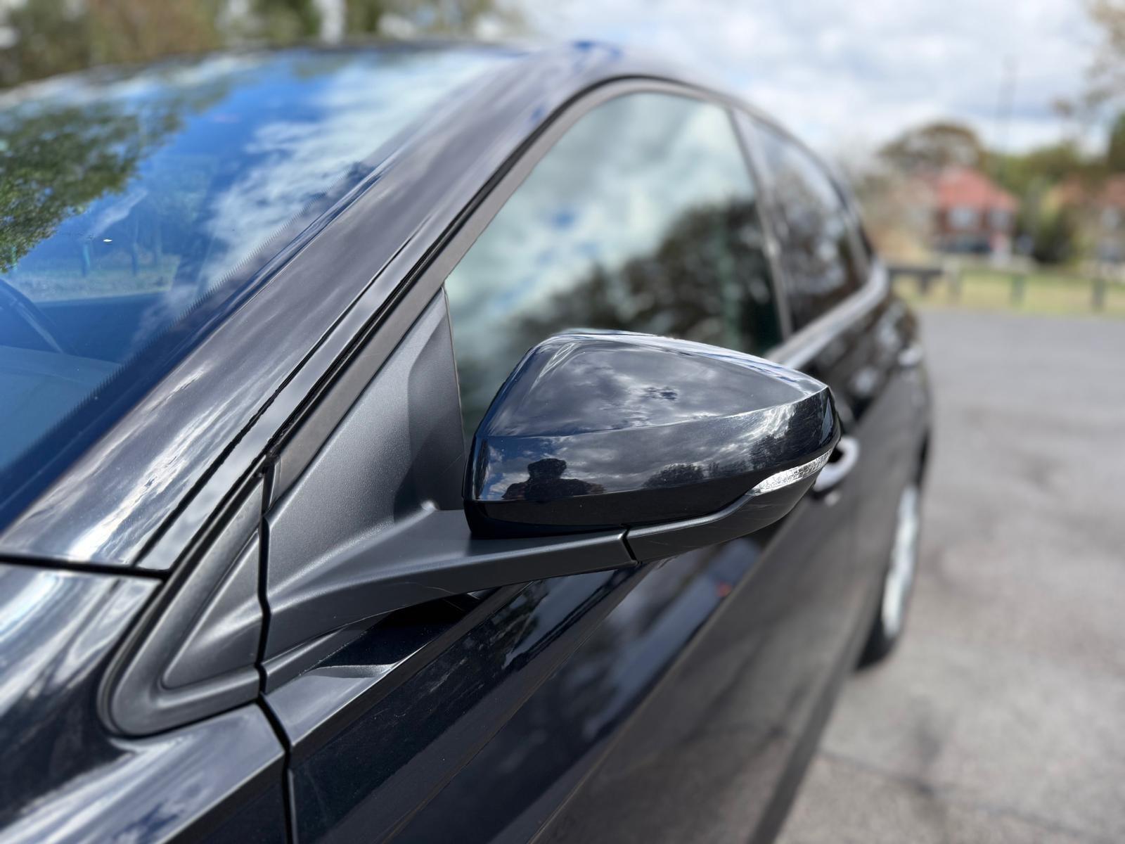 Volkswagen Polo view 50