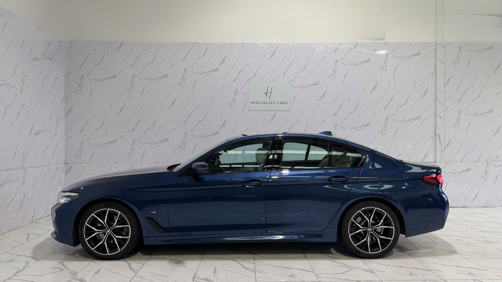 BMW 5 Series view 39