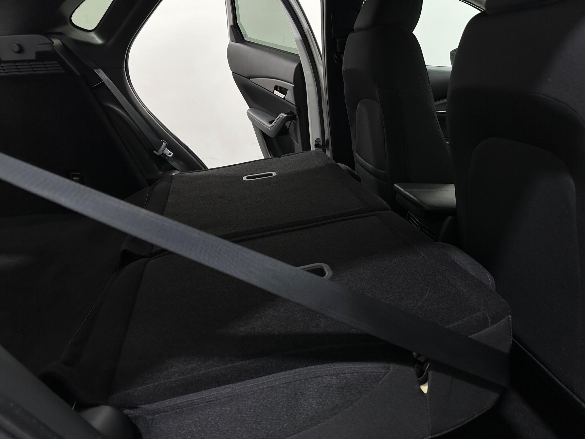 Mazda CX-30 view 47