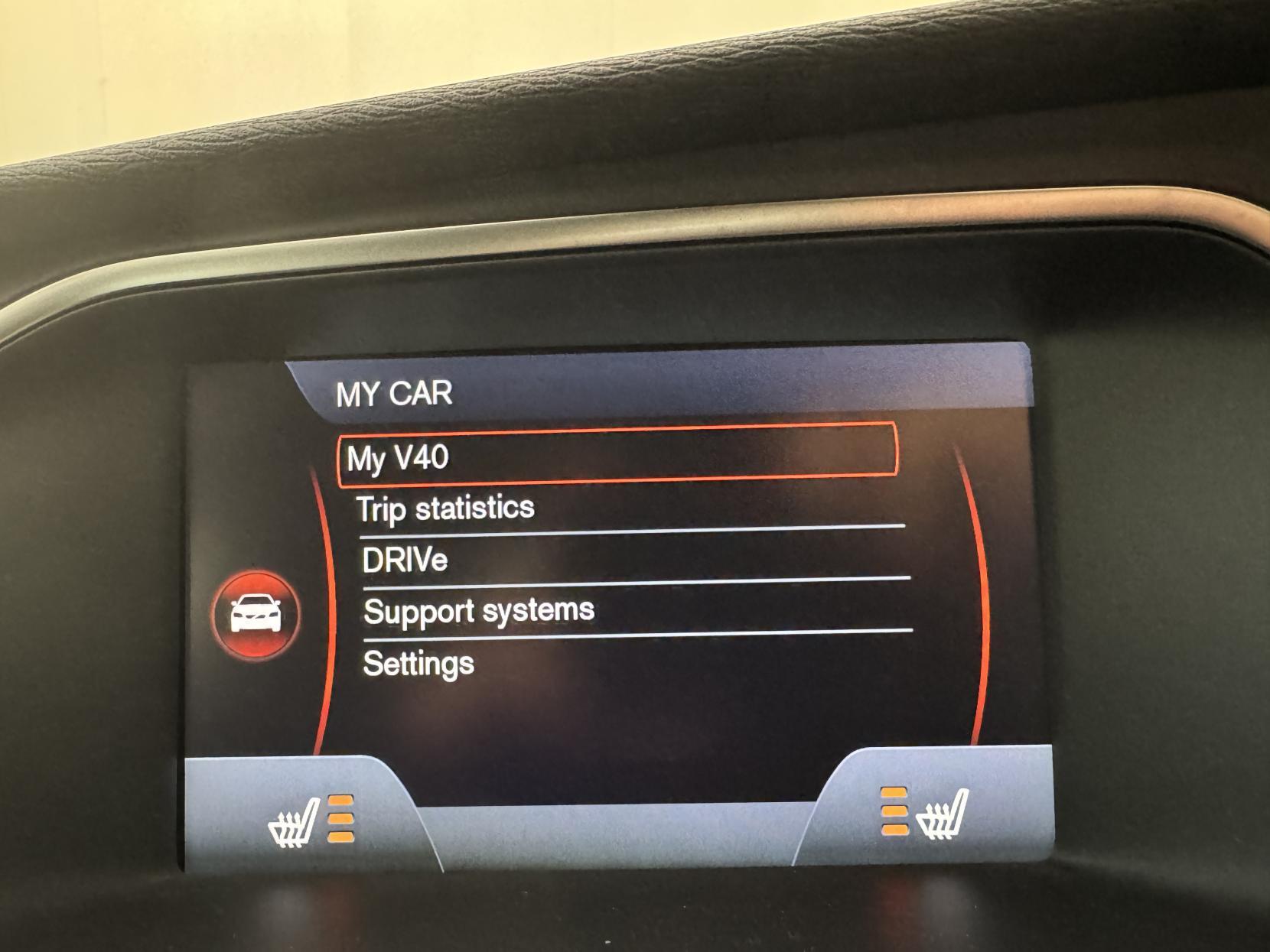 Volvo V40 view 73