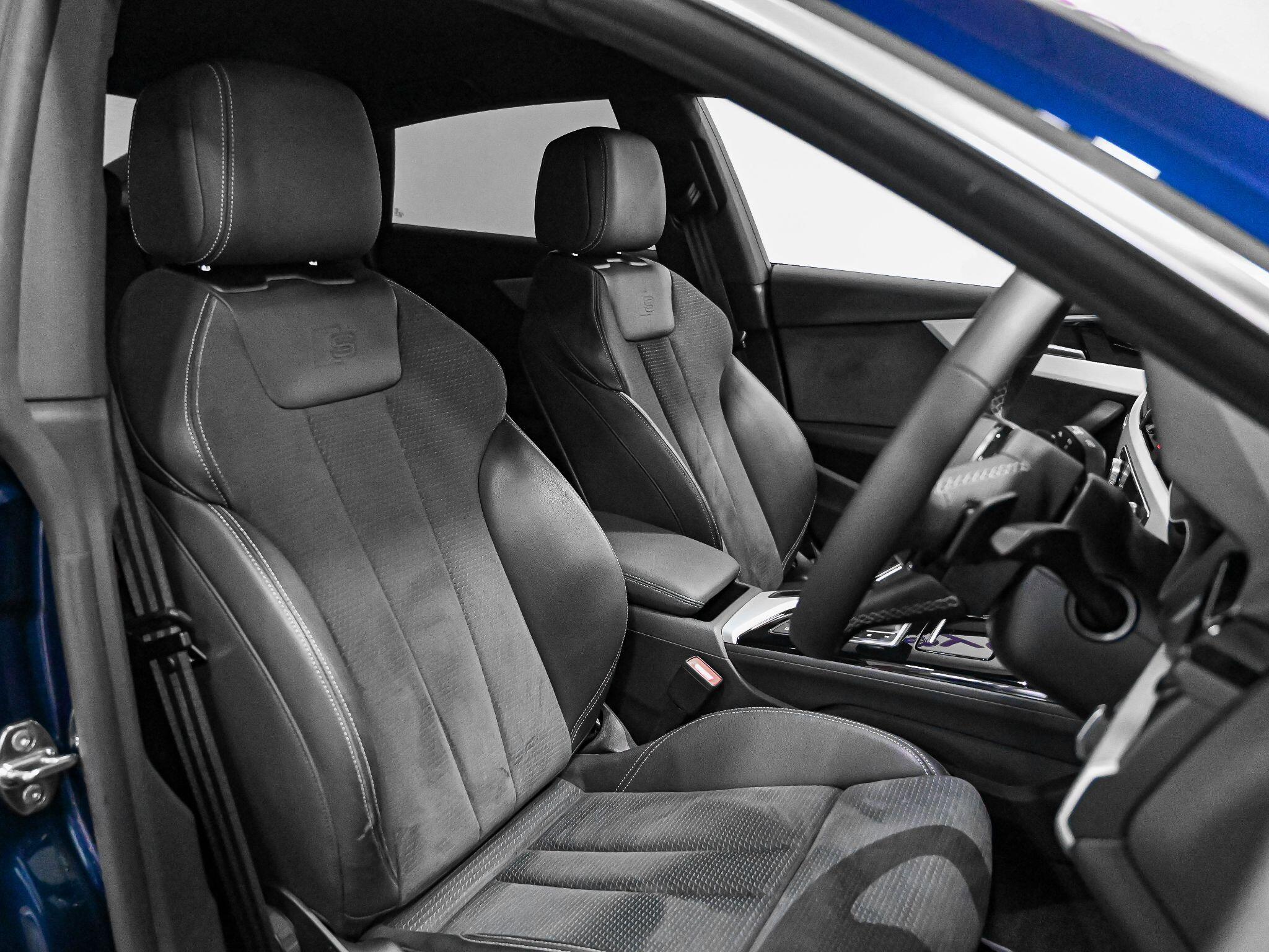 Audi A5 view 3