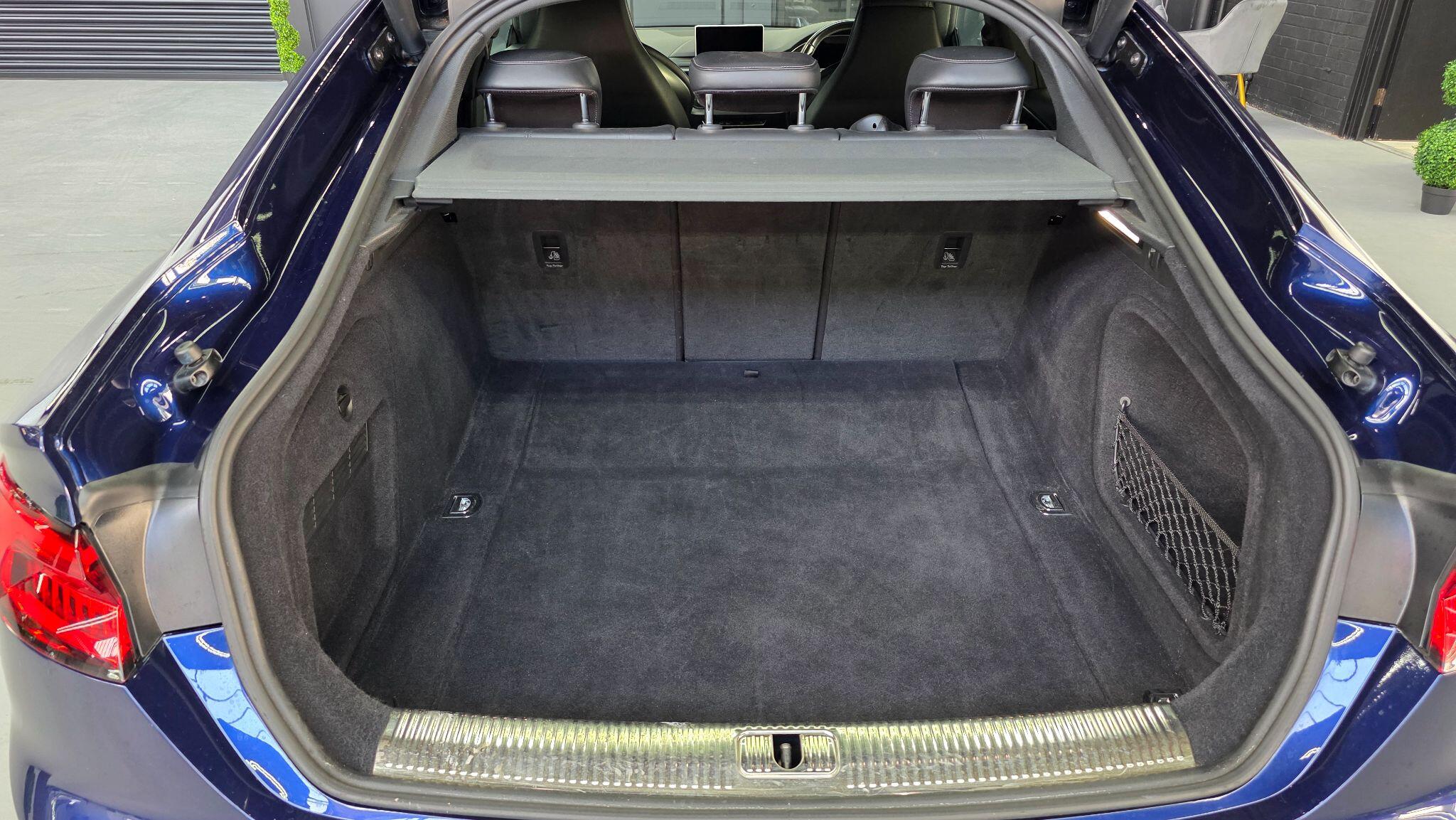 Audi S5 view 21