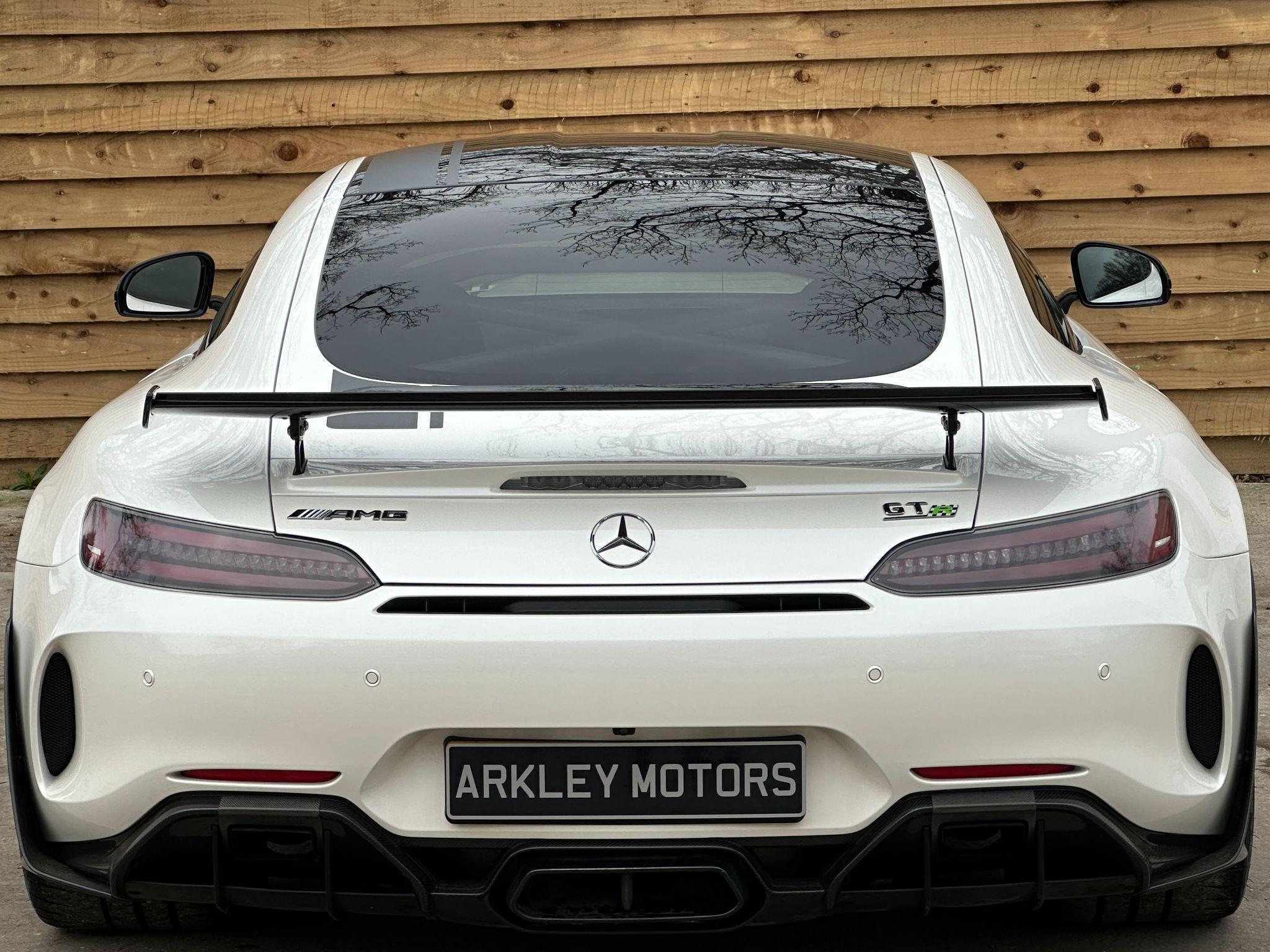 2020 Mercedes-Benz AMG GT 4.0 V8 BiTurbo R PRO SpdS DCT Euro 6 (s/s) 2dr • 8,100 miles image 11