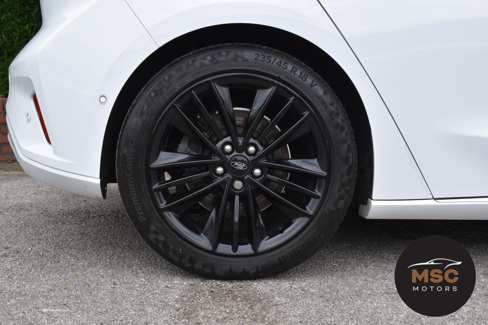 Ford Focus view 26