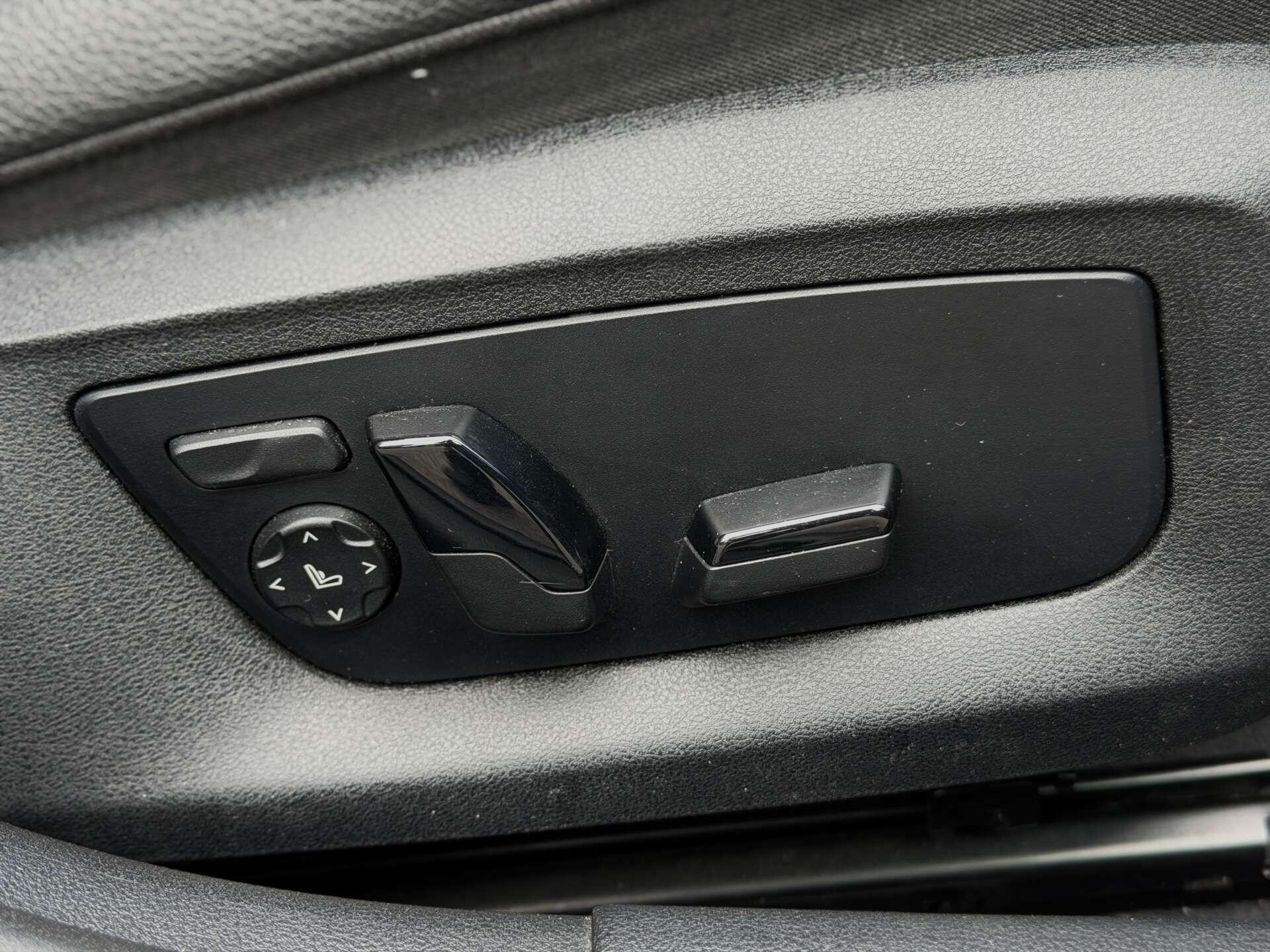 BMW 5 Series view 49