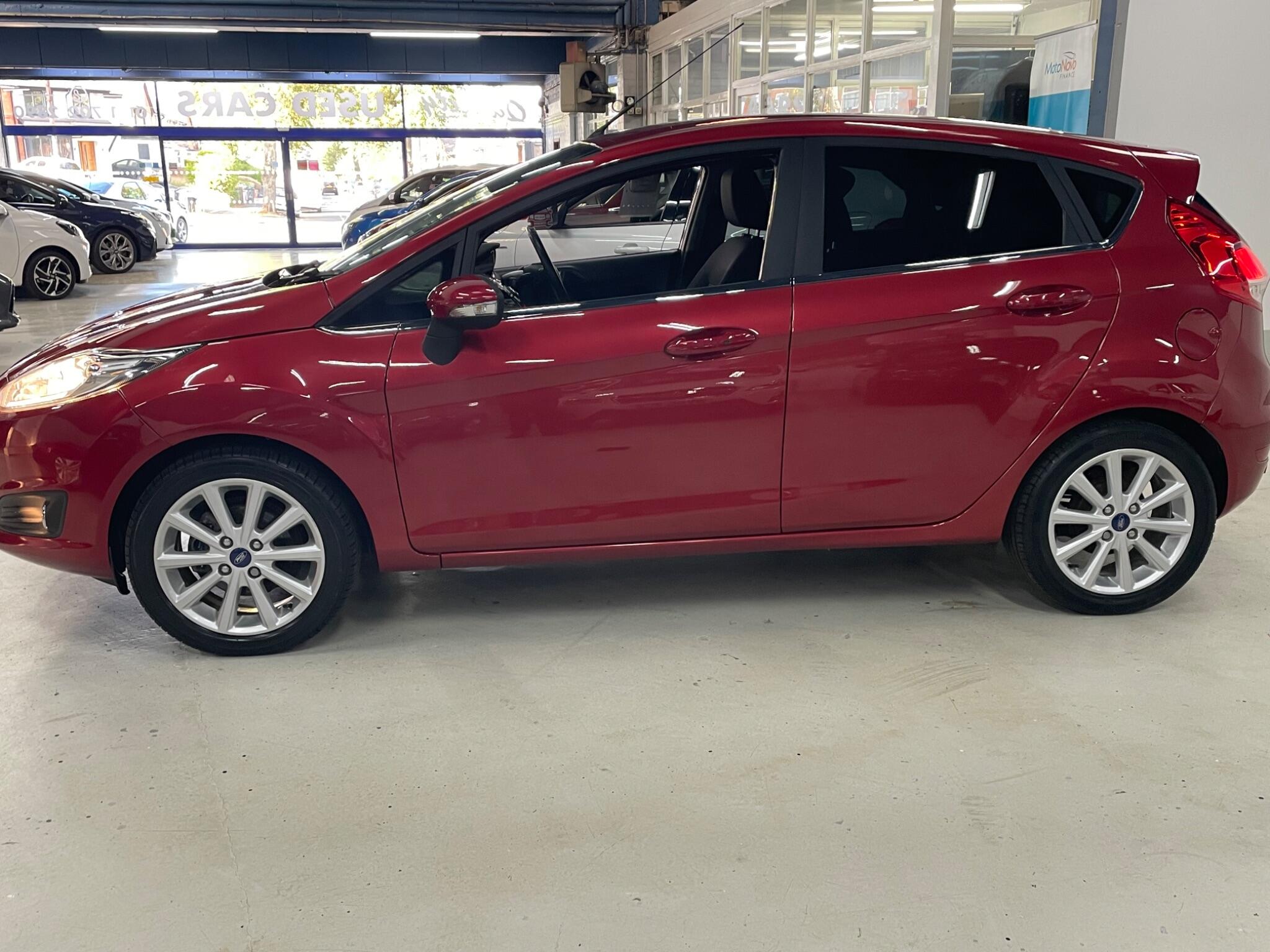 Ford Fiesta view 5