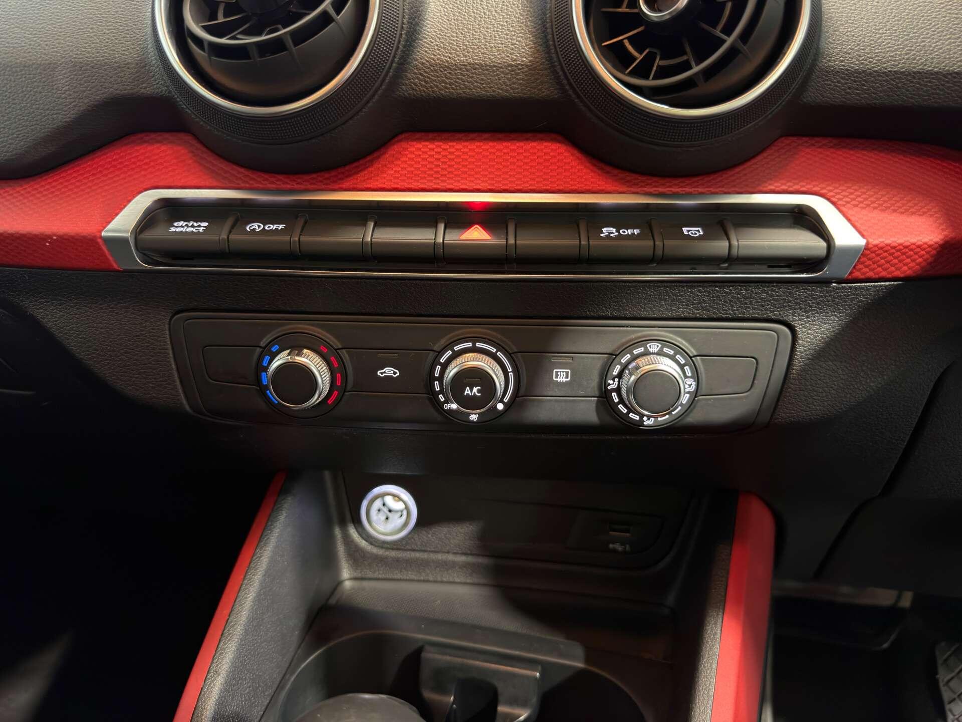 Audi Q2 view 37