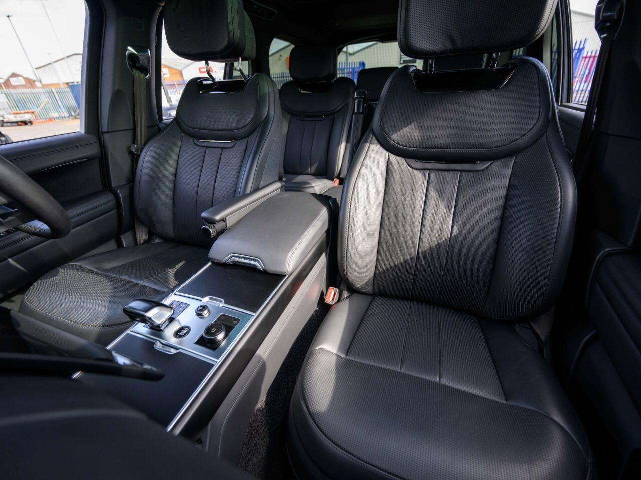 Land Rover Range Rover view 31