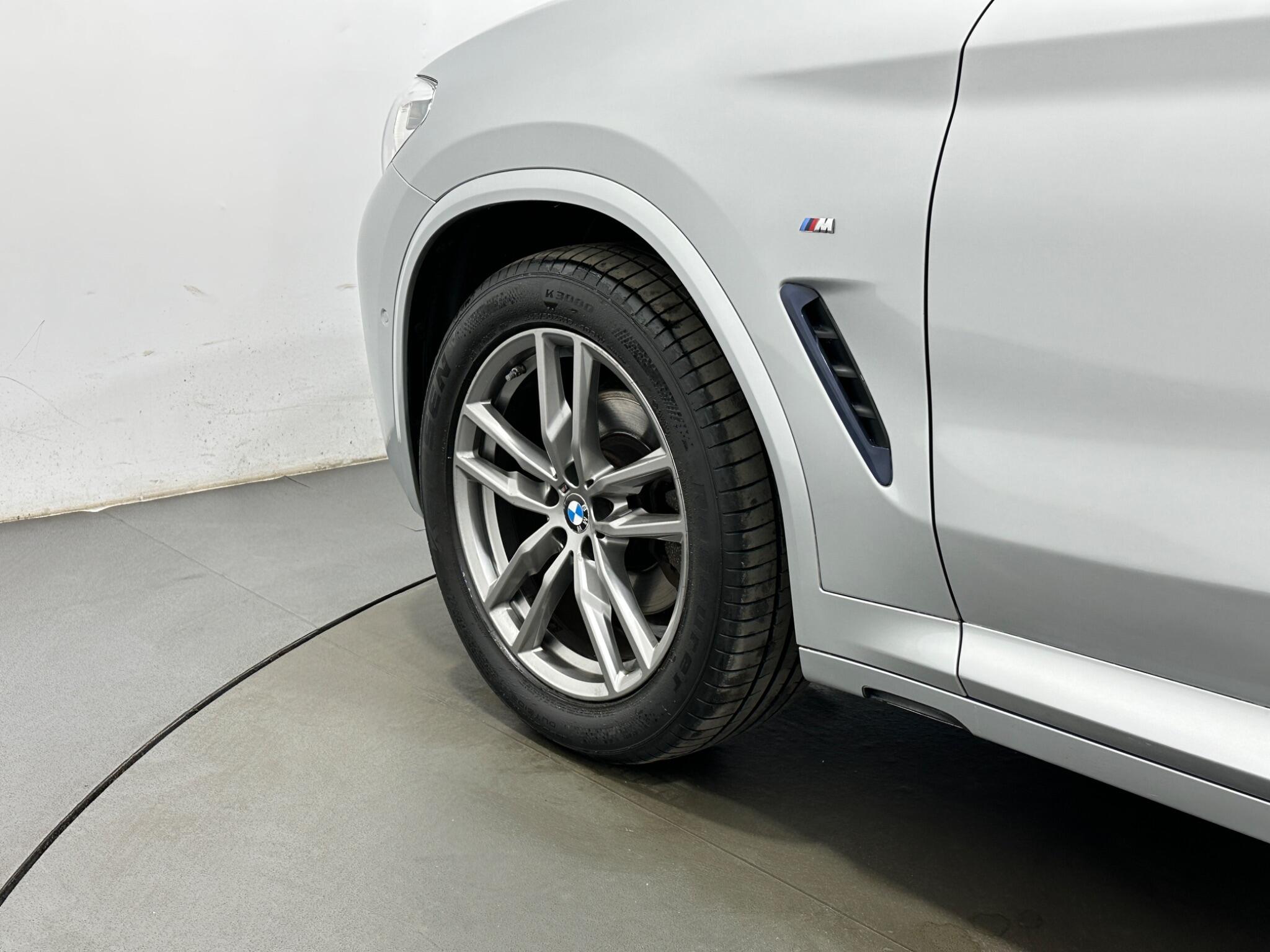 BMW X3 view 50