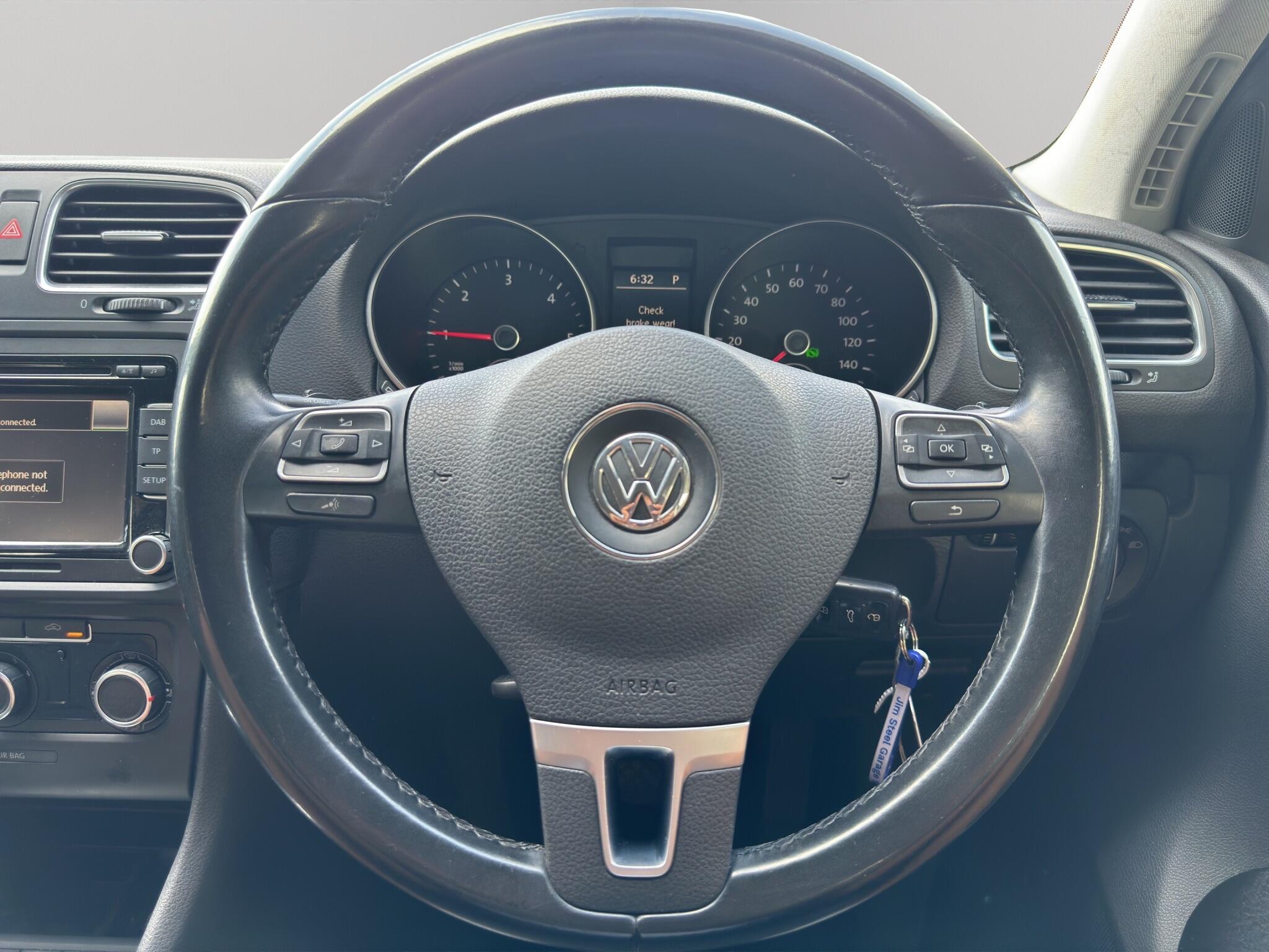 Volkswagen Golf view 14
